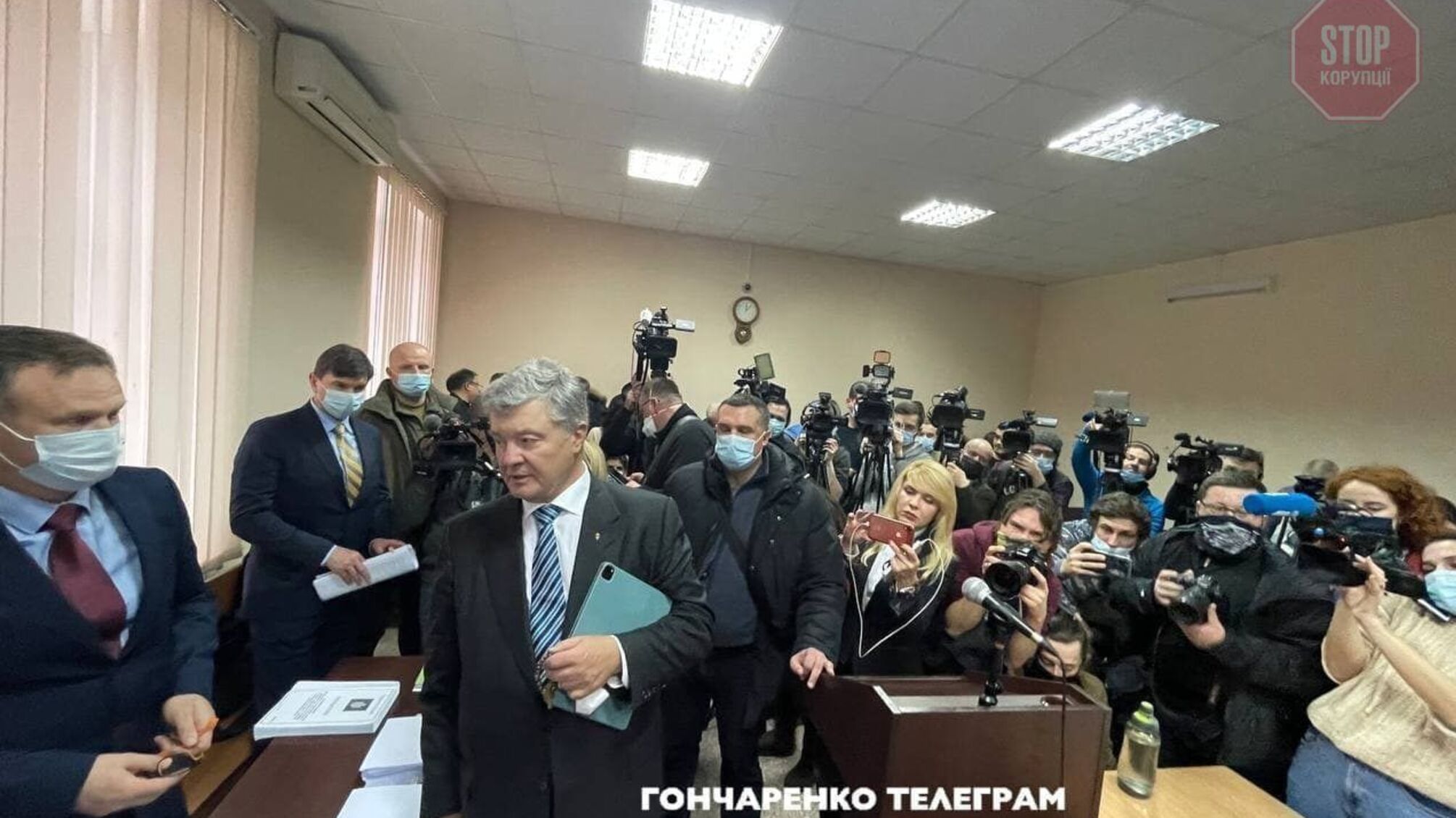 Дело Порошенко: суд объявил перерыв на несколько часов