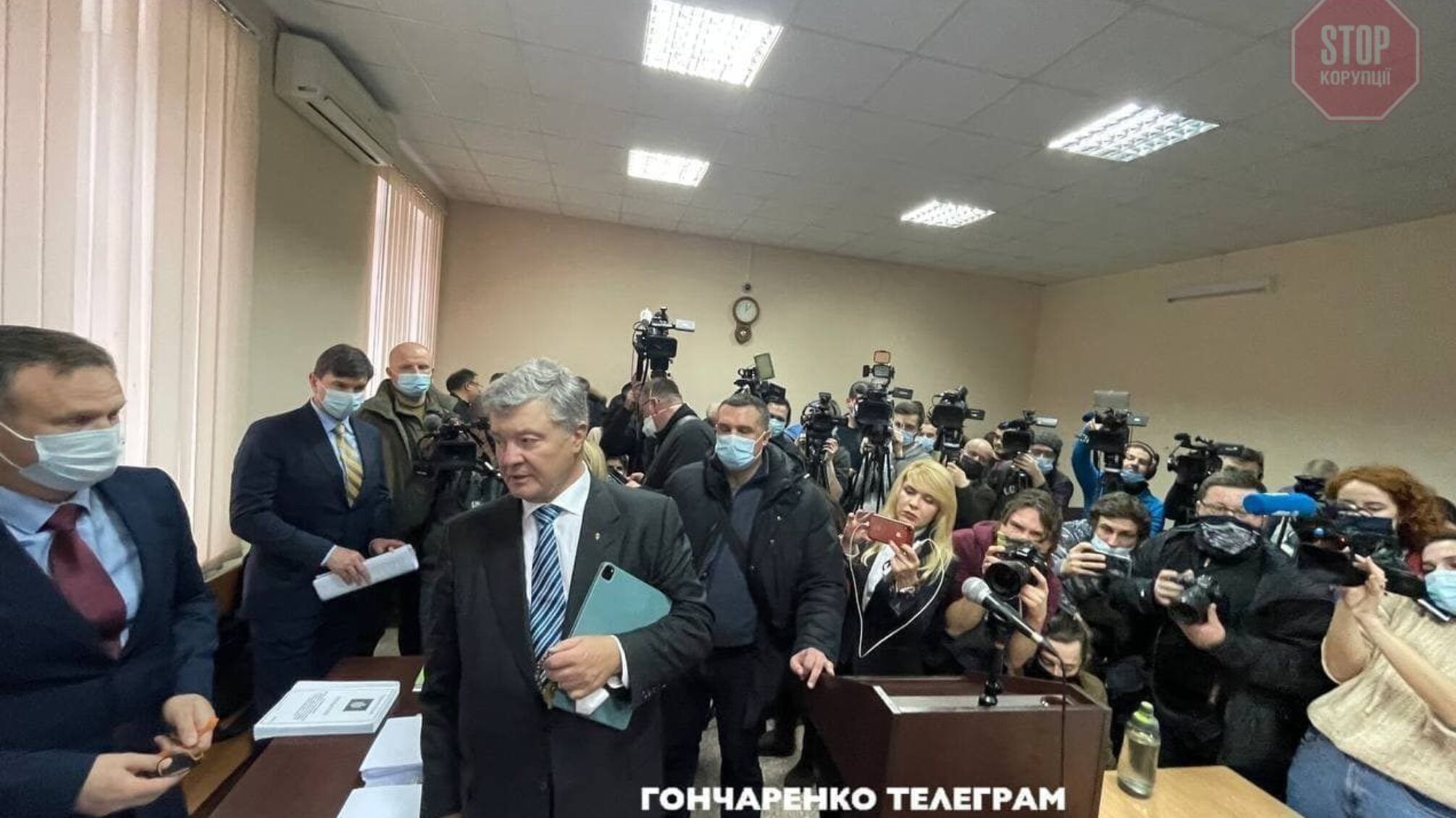 Дело Порошенко: суд объявил перерыв на несколько часов