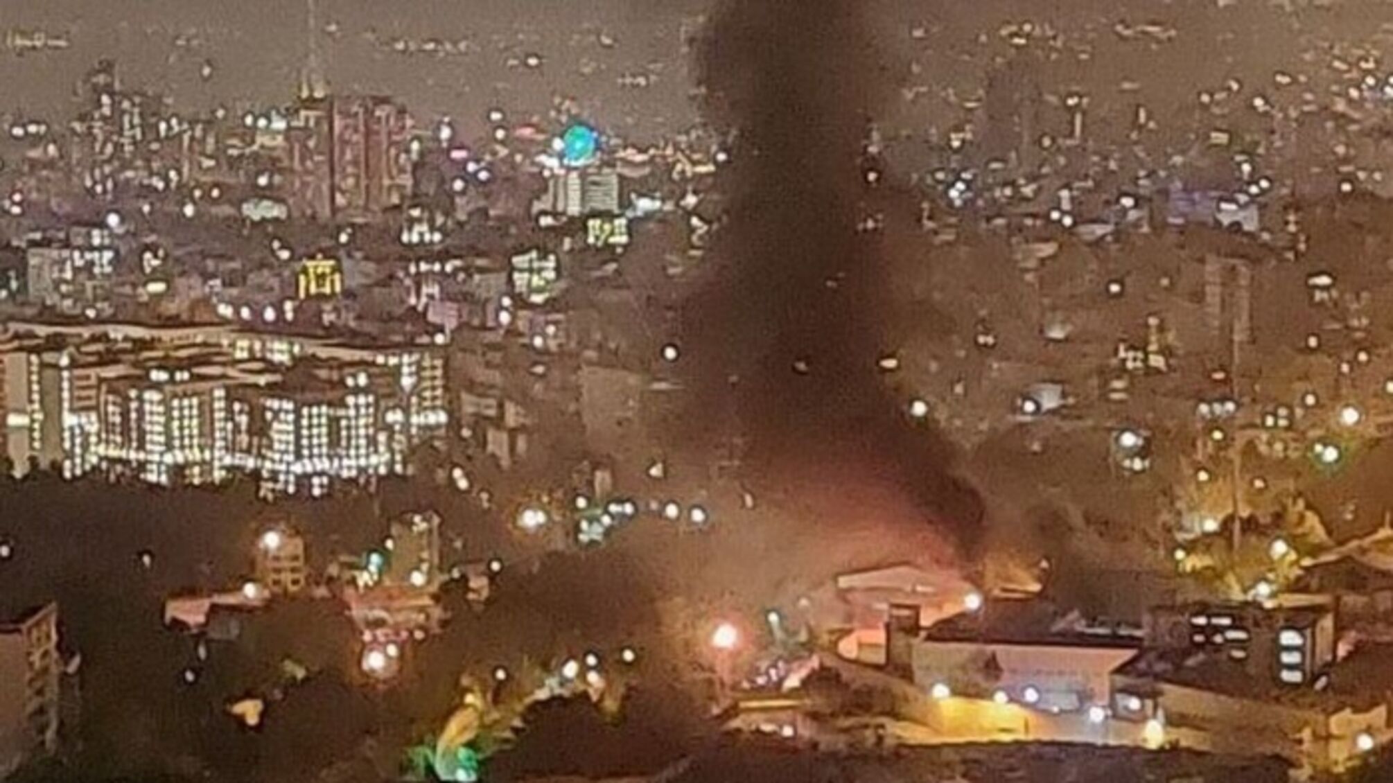 У тегеранській в'язниці Евін пожежа і стрілянина