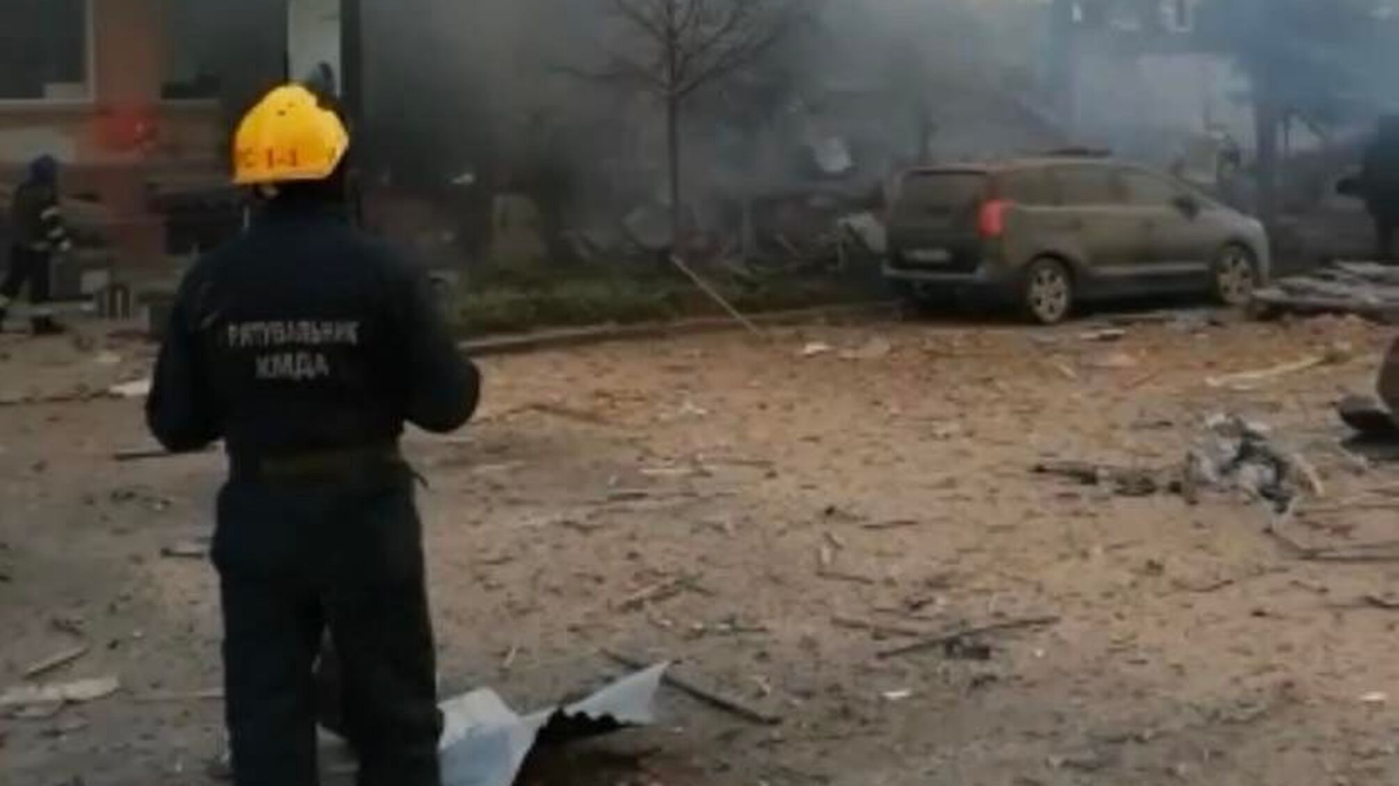 дрони-камікадзе влучили у житловий будинок в центрі Києва