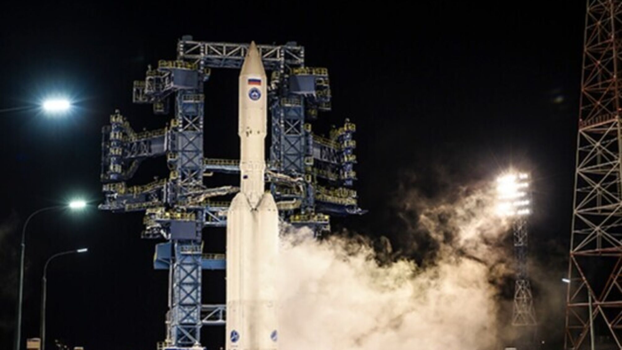 росія вивела на орбіту секретний військовий супутник