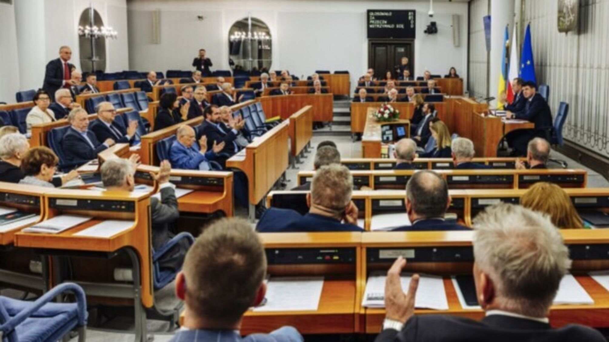 Сенат Польши признал российский режим террористическим