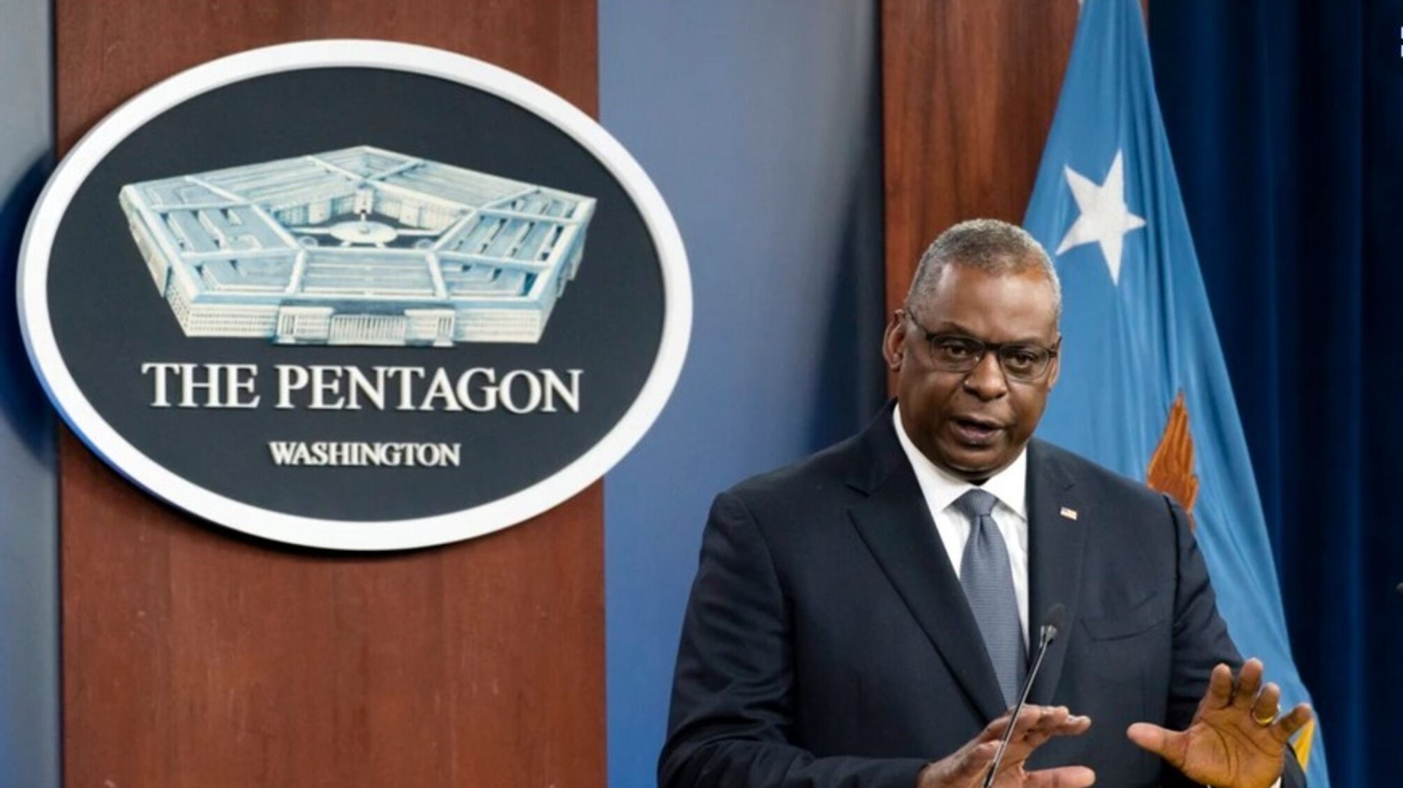 Ллойд Остін