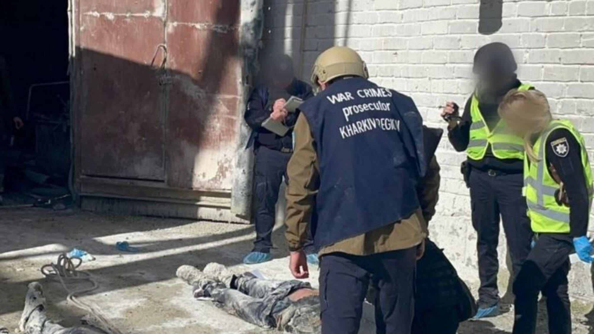 На Харьковщине нашли еще два тела гражданских после пыток 