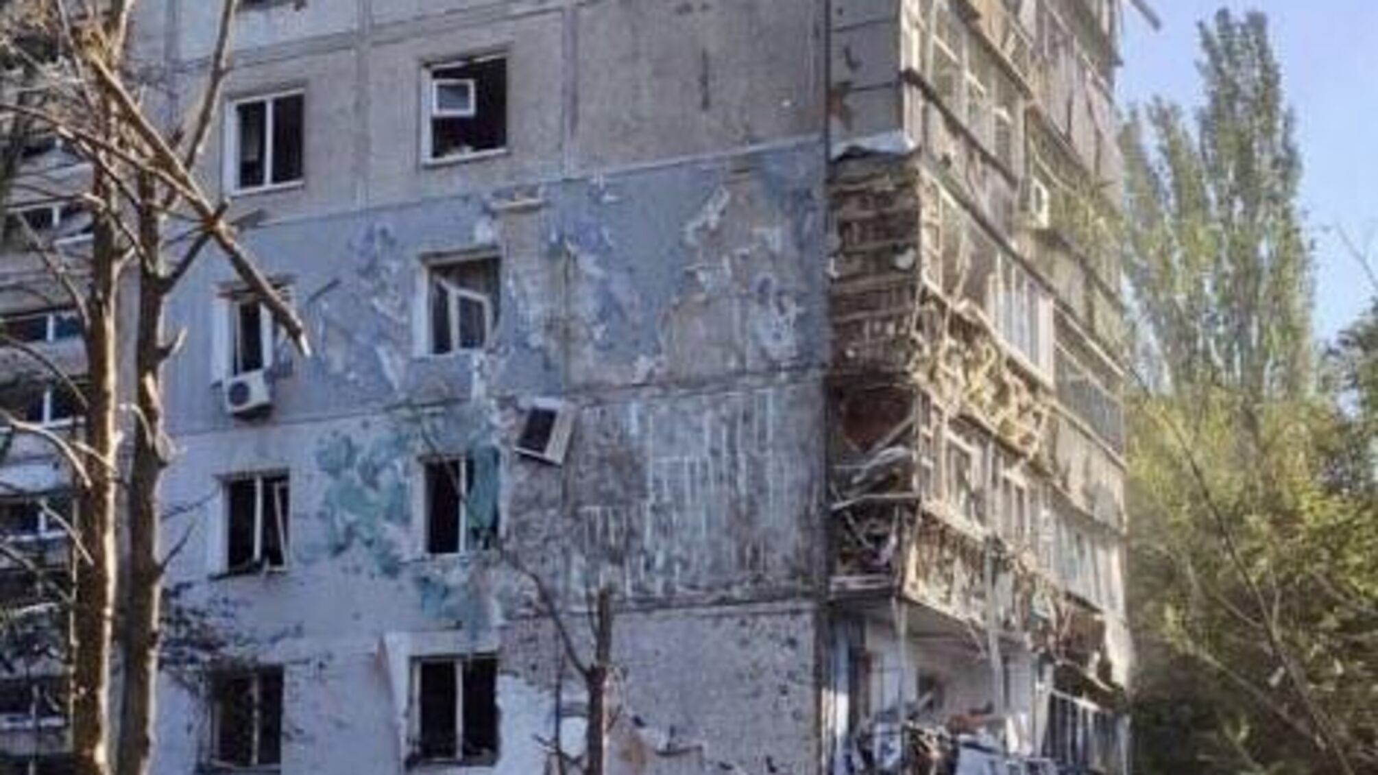 В Запорожье – взрывы: власти подтвердили, что город обстреливают (фото)