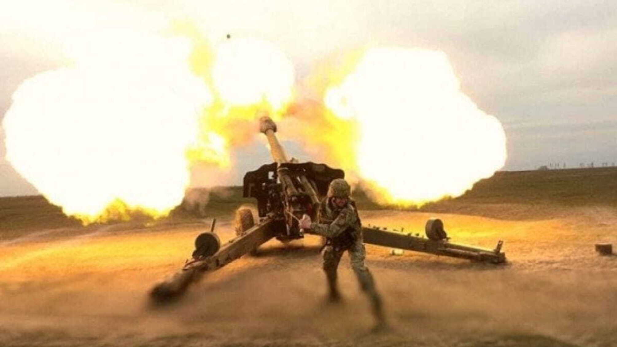 На Херсонщині артилеристи 59 бригади влучним пострілом знищили БТР росіян (відео)