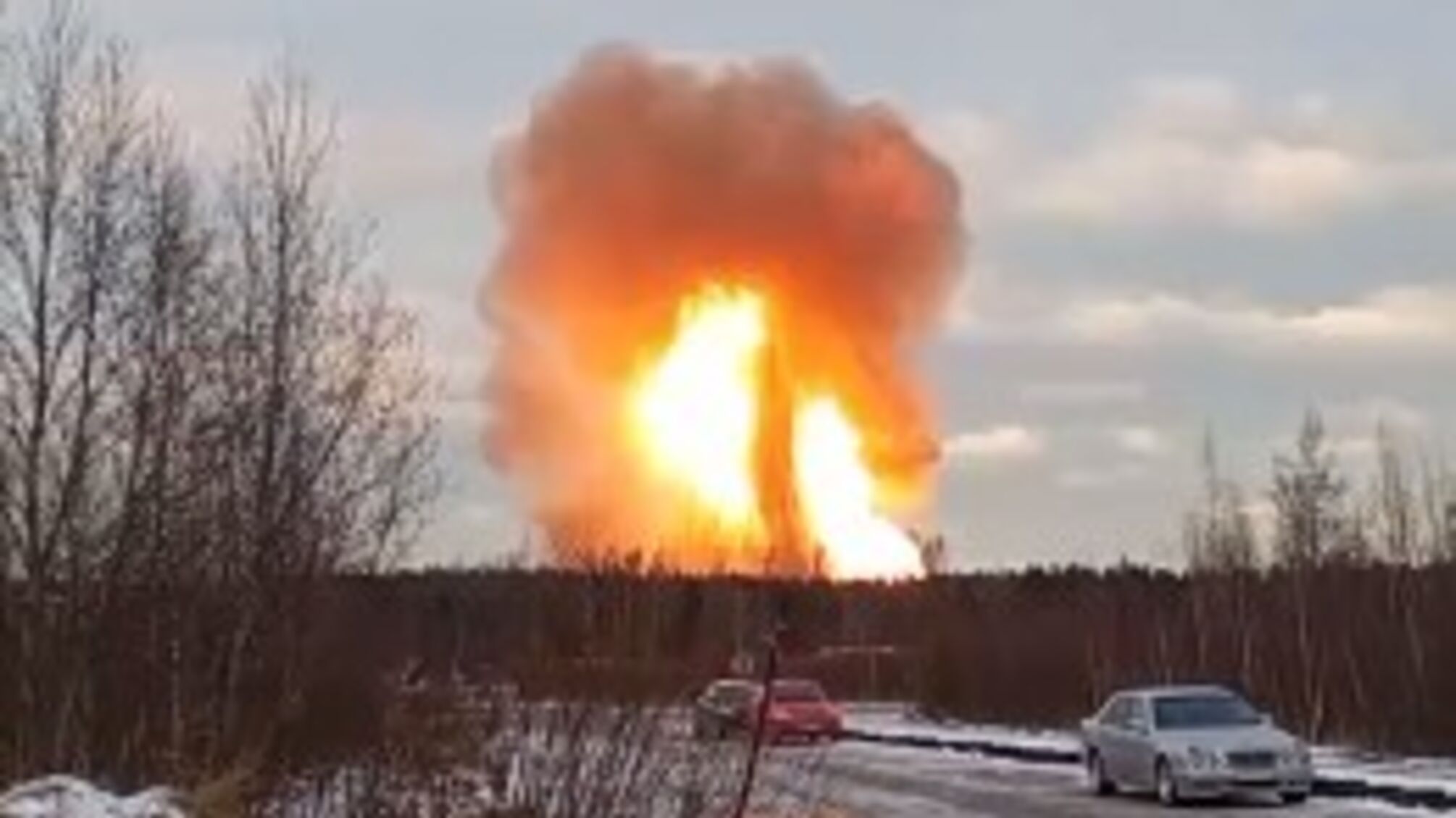 Вибух на газопроводі: в російській Ленінградській області – масштабна пожежа, Бєлгород теж у вогні