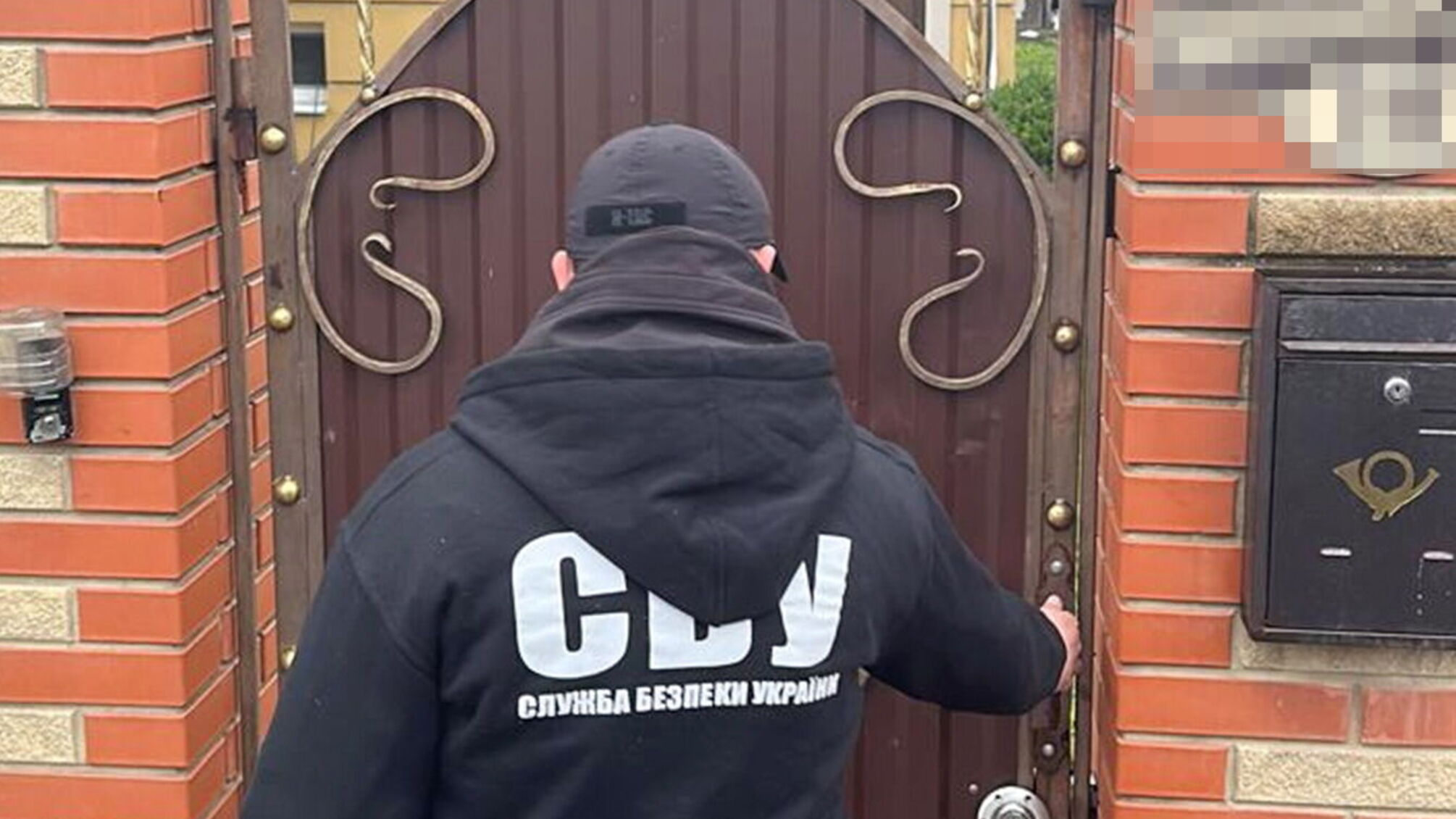 СБУ проводит обыски в 'московских' церквях в Ивано-Франковске: что известно