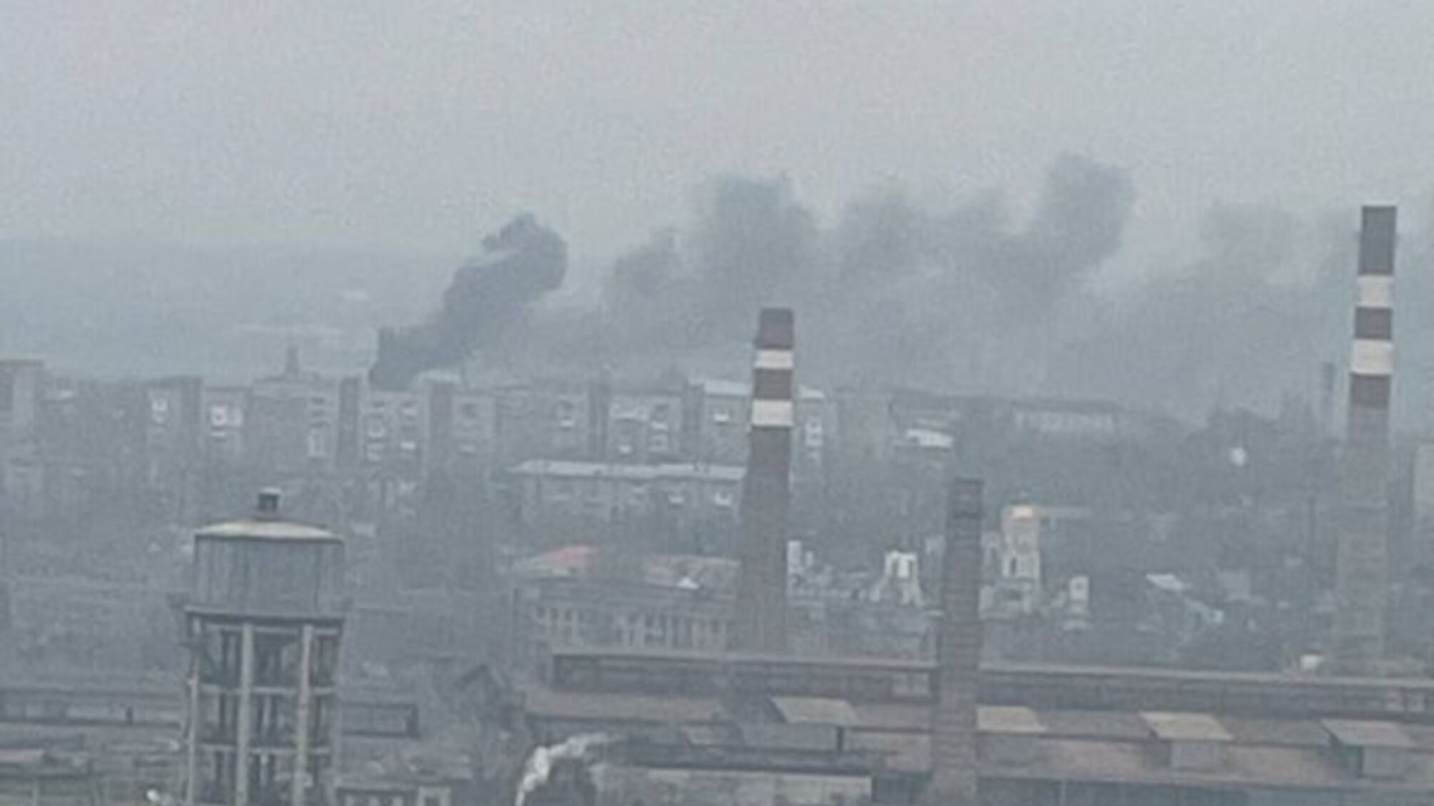 Россияне снова опрометчиво 'покурили' у нефтебазы в Донецке