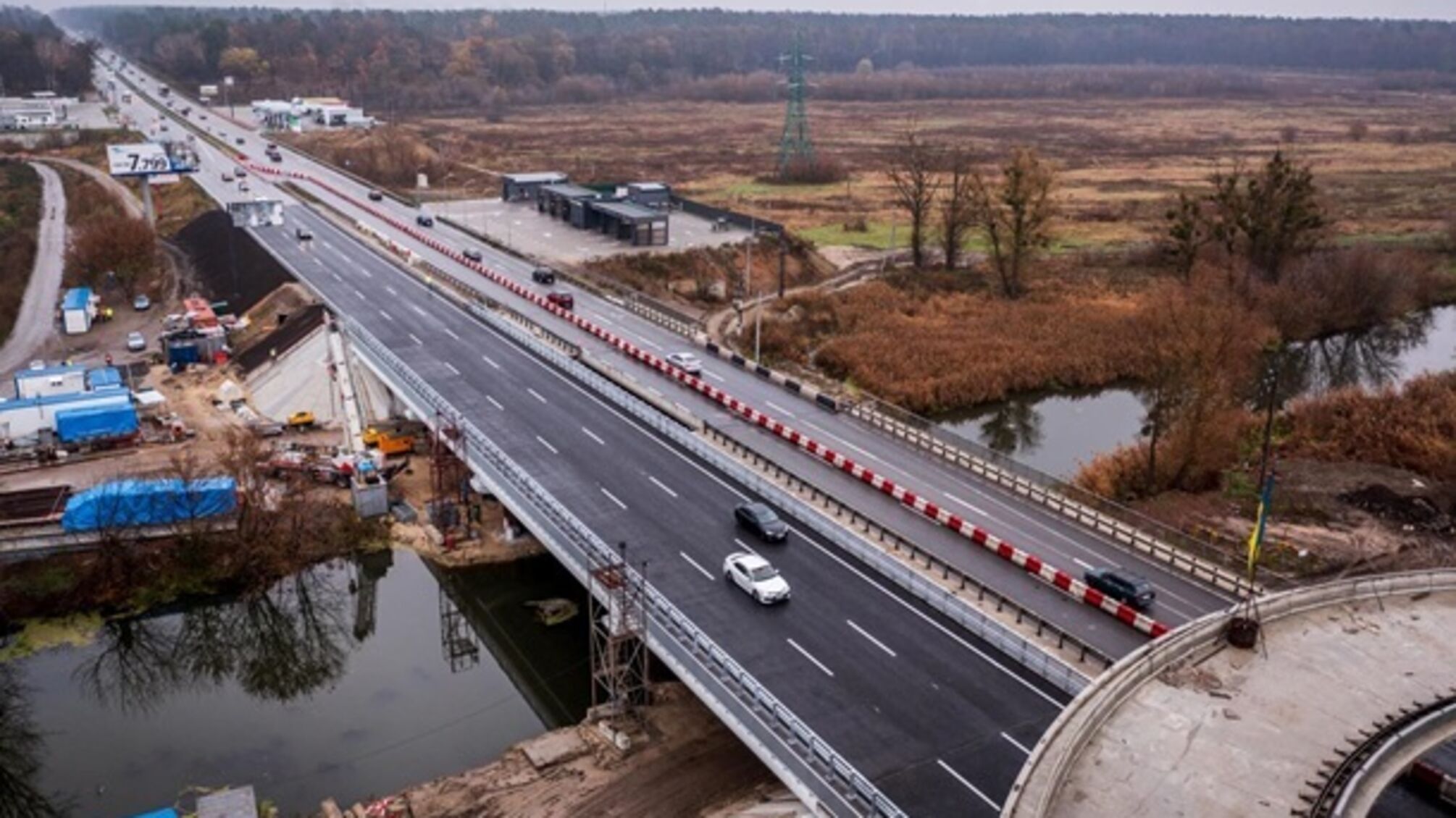 Мост в Стоянке, подрыв которого остановил наступление кадыровцев на Киев, восстановлен (фото)