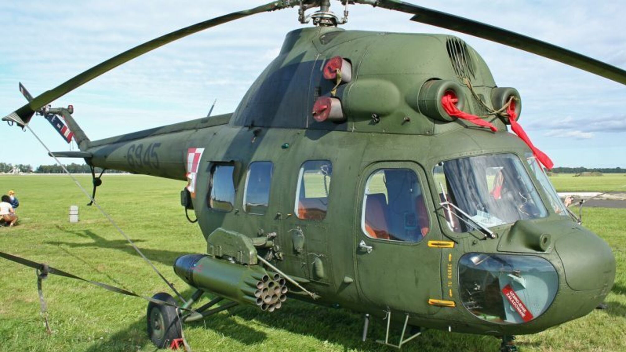 У Росії розбився санітарний вертоліт Мі-2: є загиблі (фото)