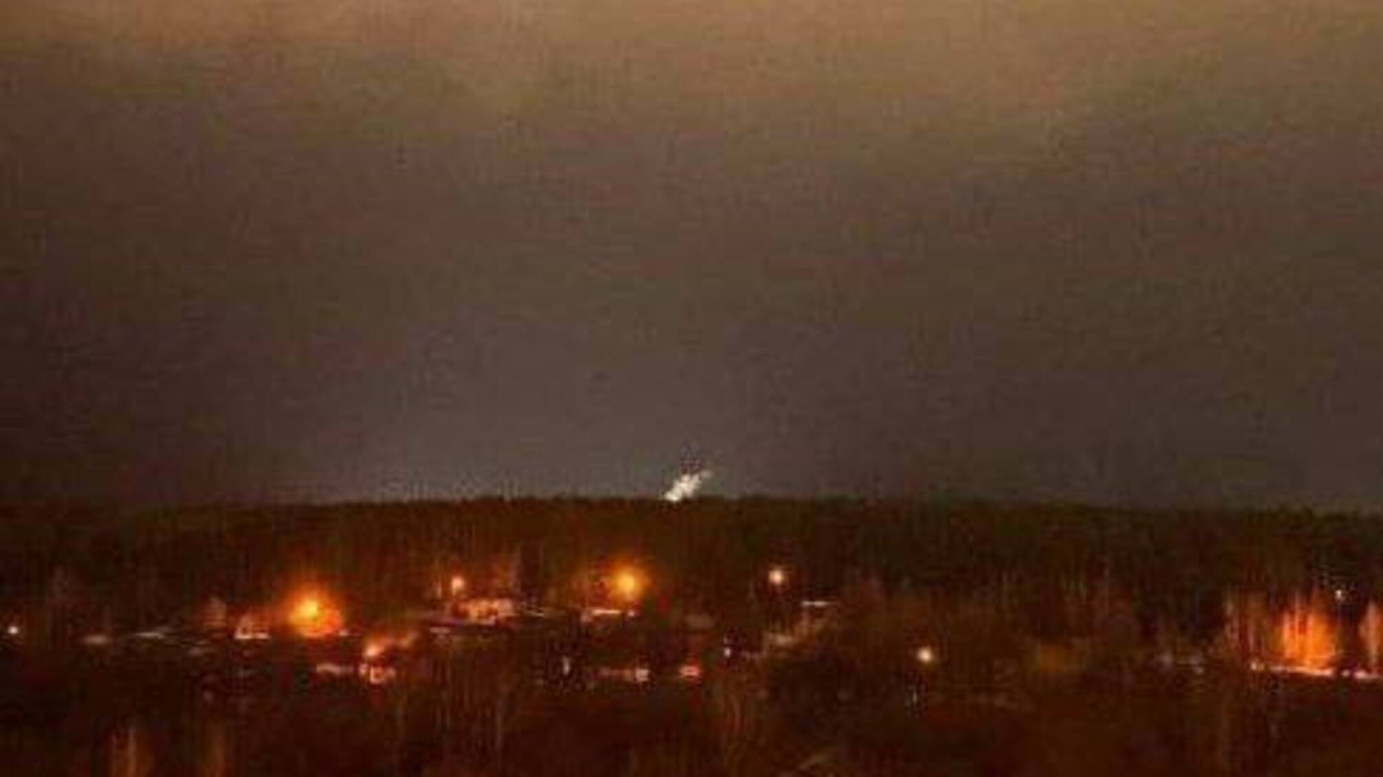 В российском Брянске - 'хлопок': сообщают о прилете по военной базе