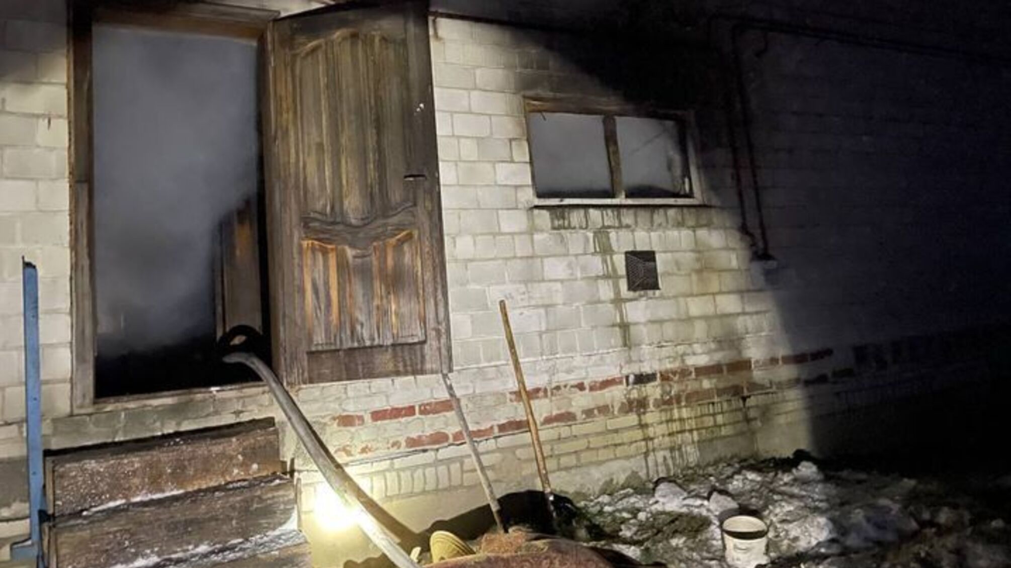 Два человека погибли в пожаре во Львовской области