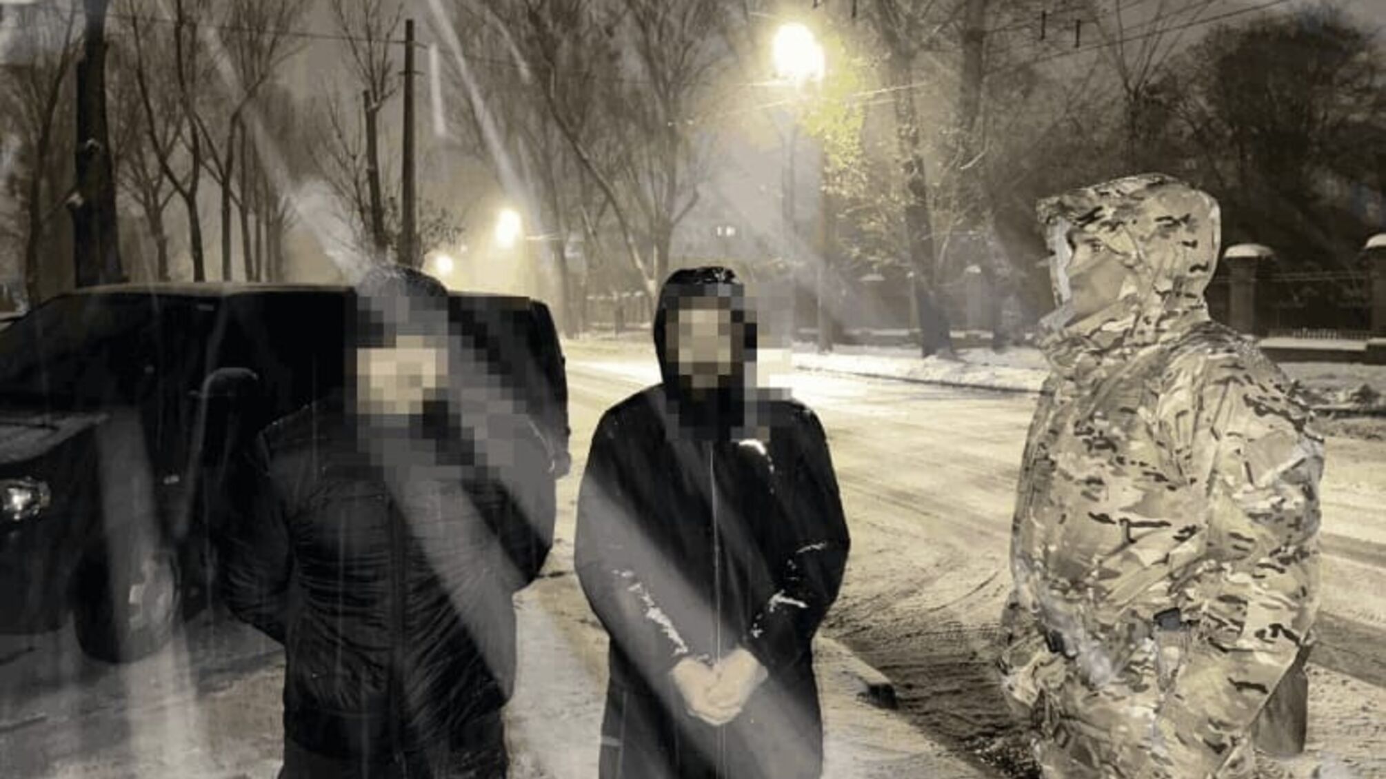 Столичні дилери: поліція виявила чотирьох киян, які незаконно збували психотропні речовини та боєприпаси