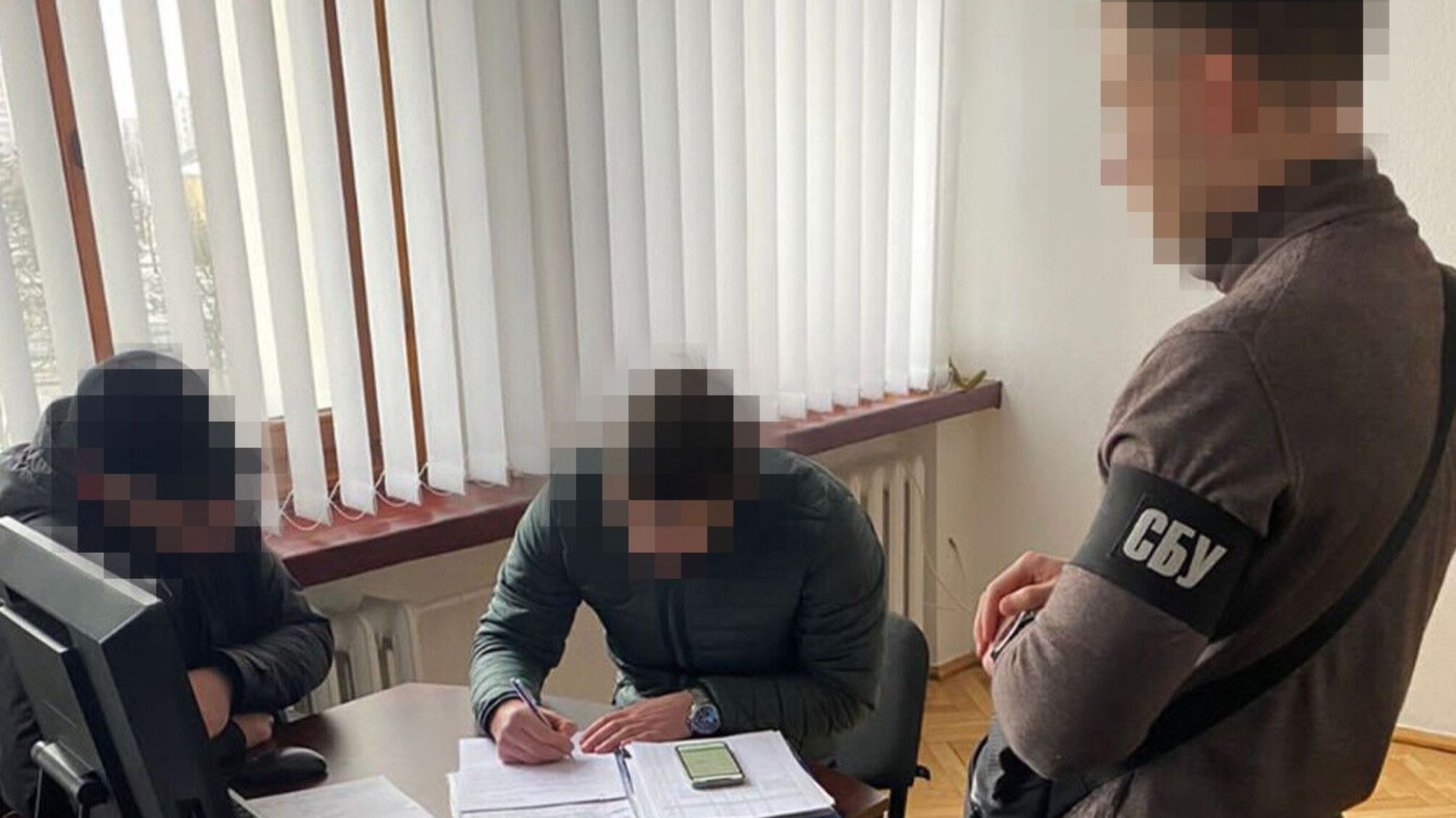 Разворовывали десятки млн государственных средств: СБУ разоблачила руководство Налоговой службы во Львовской области