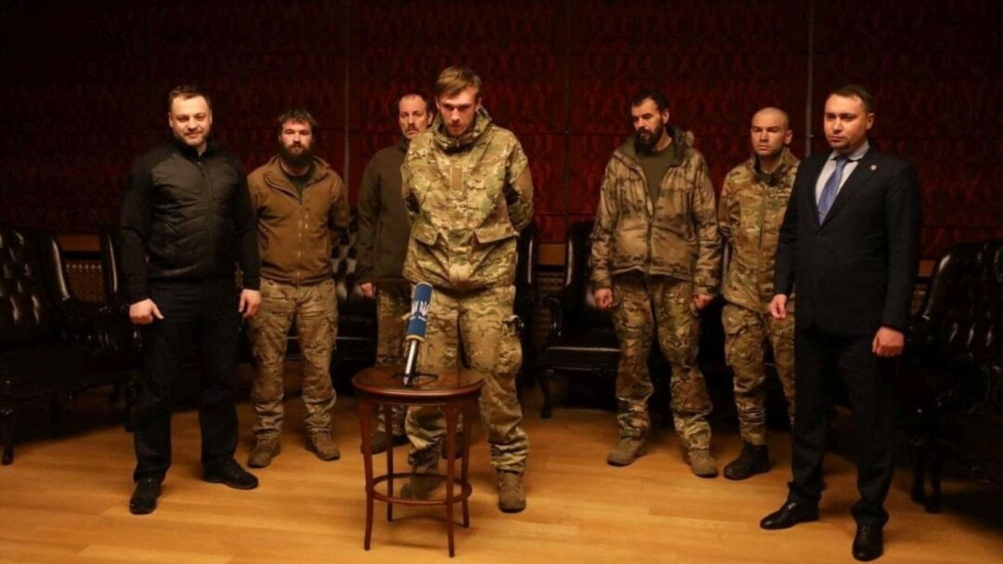 Освобождены из плена 5 украинских командиров – Сергей Волынский, Святослав Паламарь, Денис Прокопенко, Олег Хоменко, Денис Шлега, руководившие обороной «Азовстали»