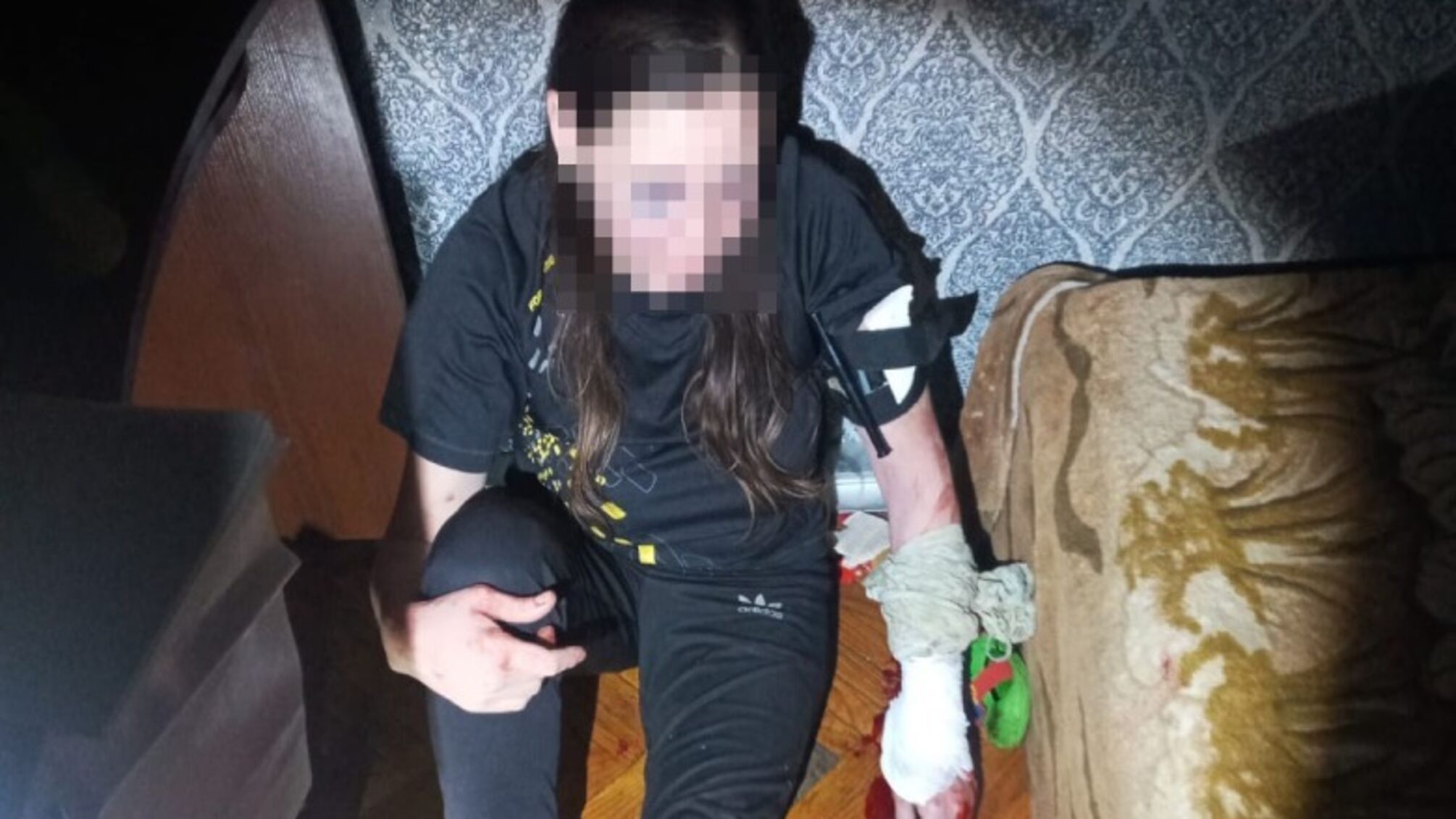 Решила покончить с собой на глазах у детей: столичные правоохранители спасли жизнь киевлянке 