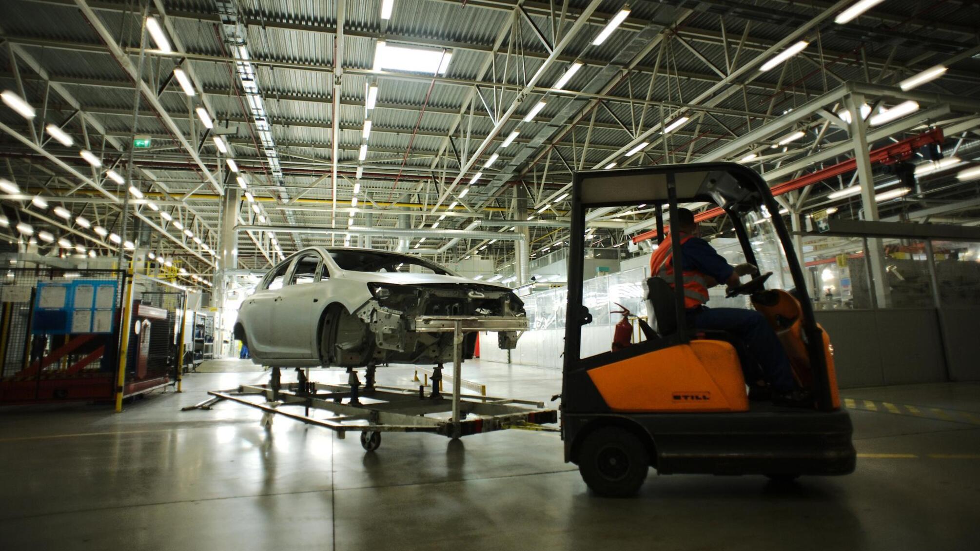 'Кровавые авто': завод Hyundai Motor Manufacturing Rus возобновил работу в рф