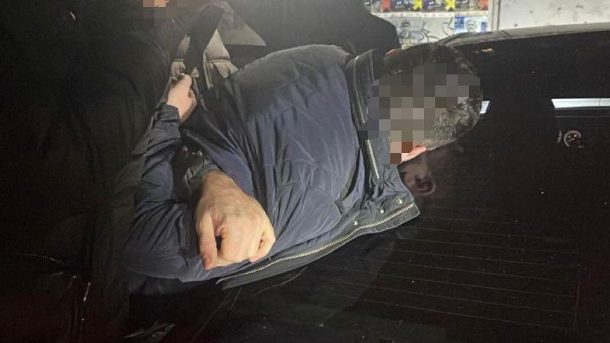 Поймали 'на горячем': при получении 200 тыс грн задержан налоговик в Житомирской области