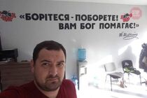 Кузьминых нашелся в Facebook: депутат, которого задержали на горячем, не пропал
