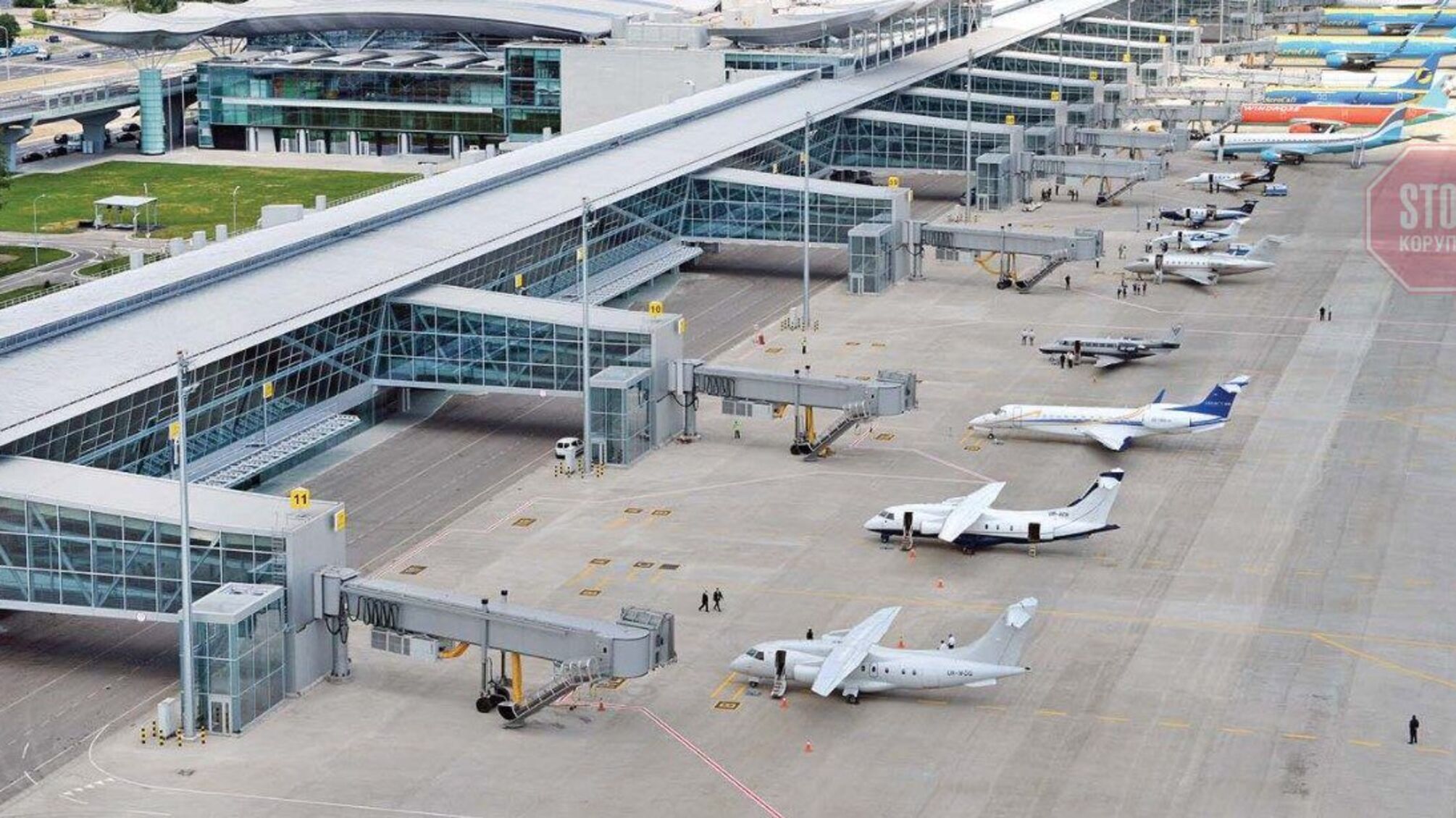 Авиаперельоты в Украину: страховщики отказываются покрывать военные риски