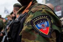 Депутаты и представители СМИ попали под обстрел на Донбассе