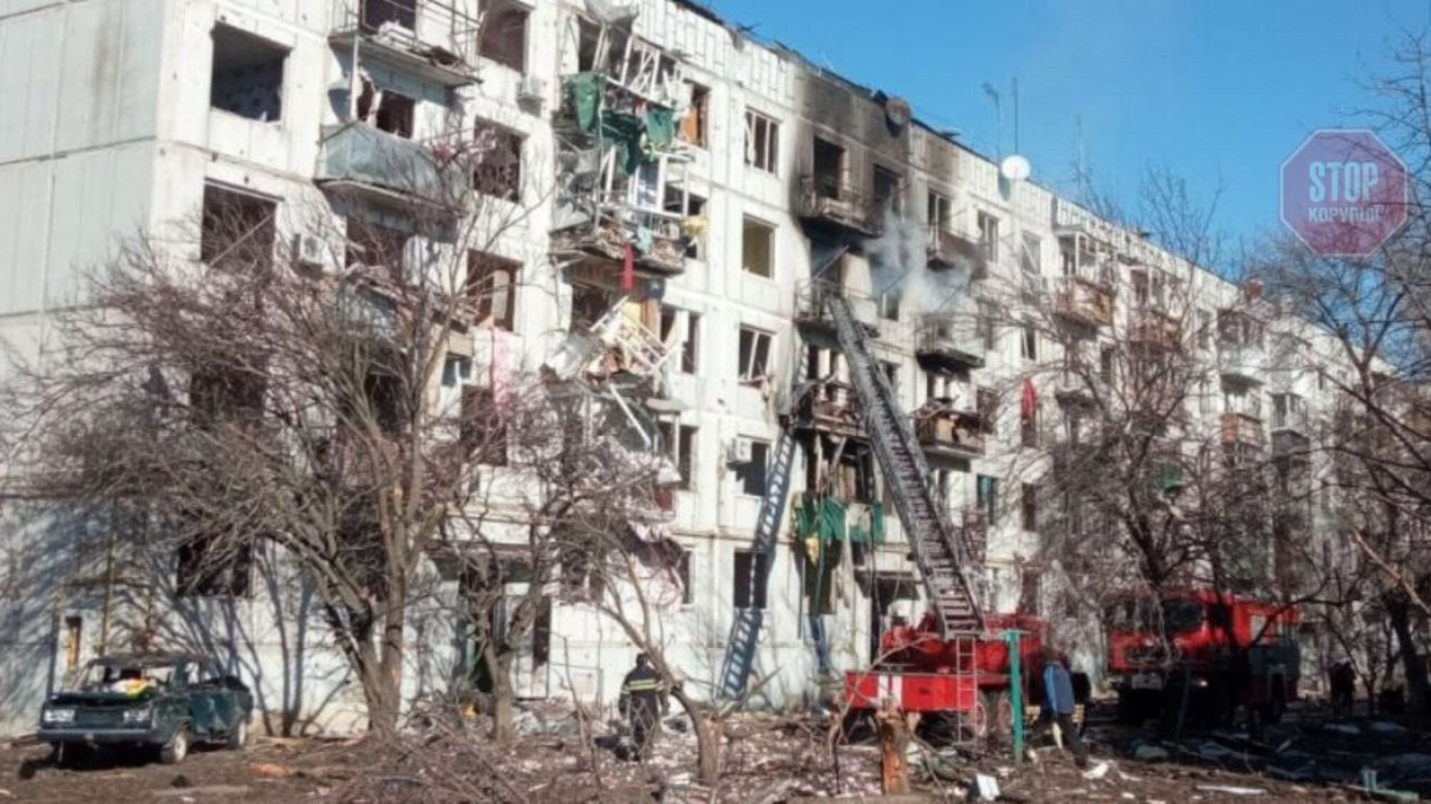 На Харьковщине россияне обстреляли жилые дома, погиб ребенок