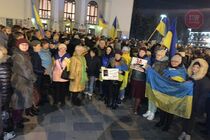 Донбас – це Україна: жителі Донеччини виходять на мітинги та звертаються до Путіна (фото, відео)