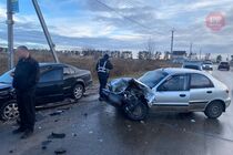 На Київщині сталася жахлива ДТП, постраждали 5 людей (фото)