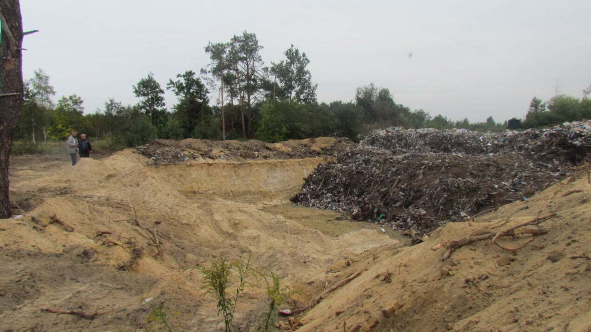 Піщані нелегали на Житомирщині: Олевська міськрада підтвердила, що політики брехали про дозволи