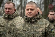 Главнокомандующий ВСУ: в ряды армии мобилизовано почти 100 тысяч украинцев