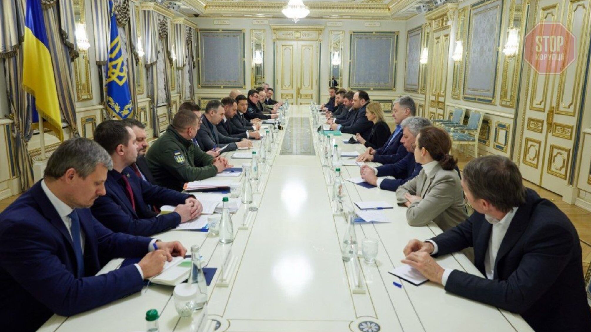Зеленский призвал депутатов создать Оборонную коалицию, а бизнес - поддержать армию