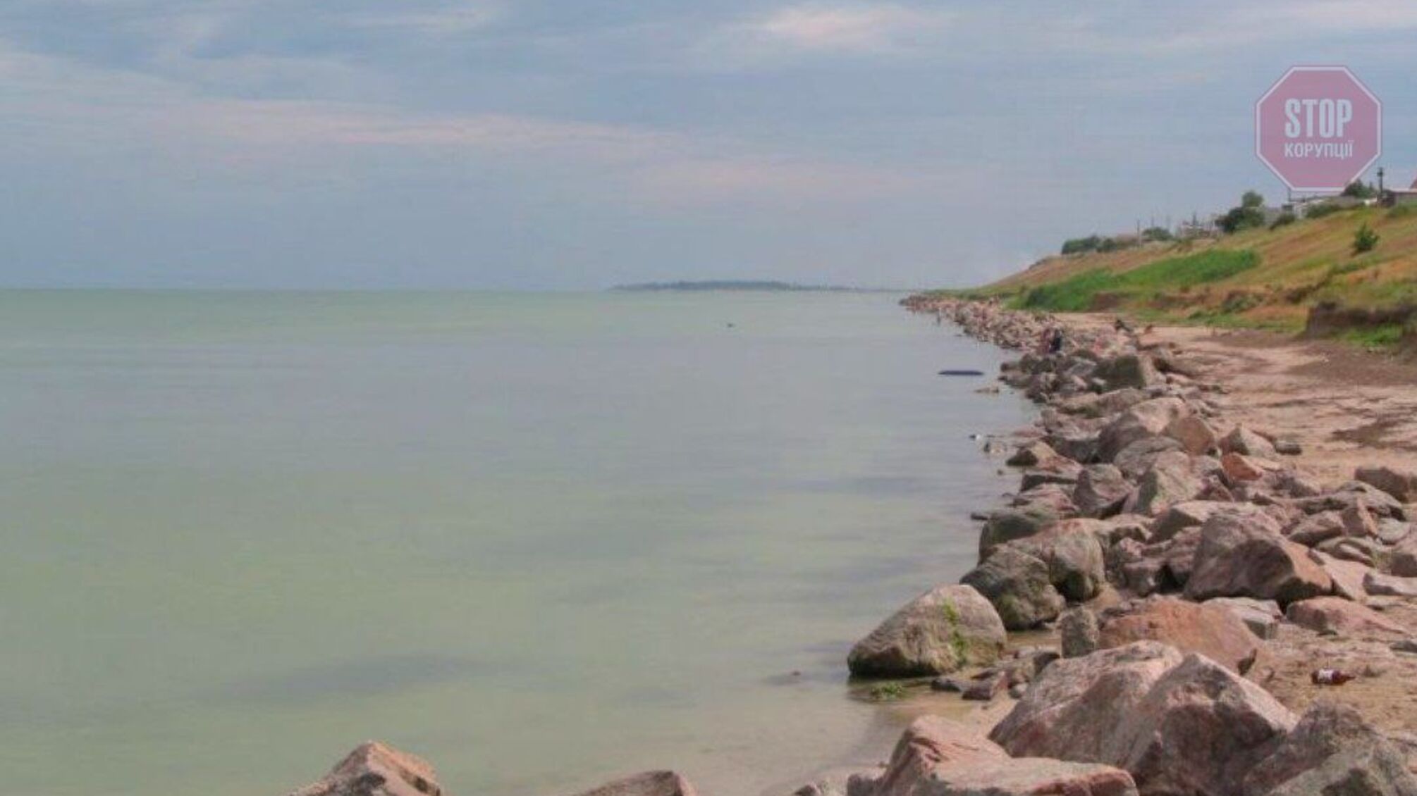 У Генічеську окупанти жорстоко побили місцевих рибалок за вихід у море 'без дозволу'