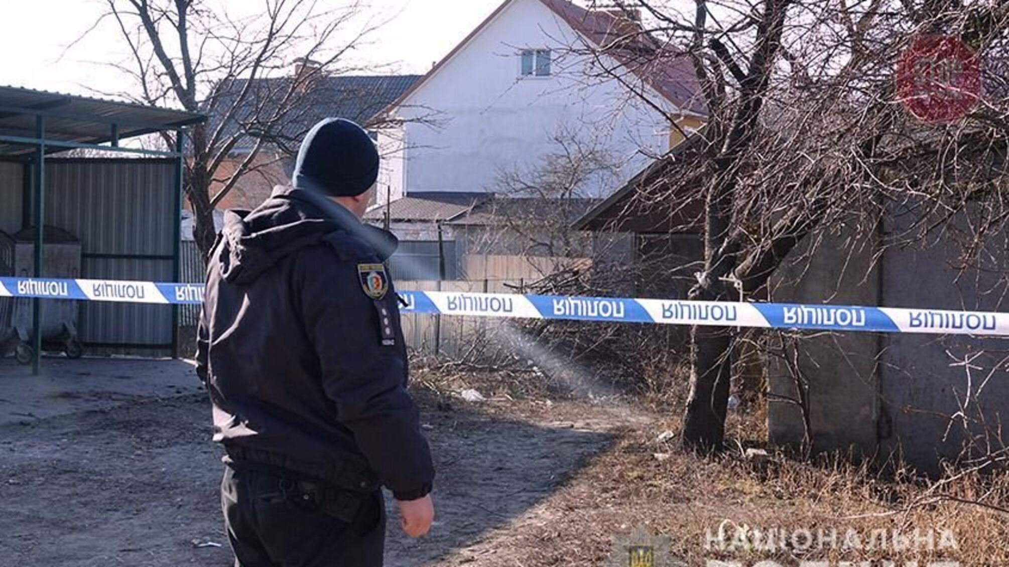Без дозволу взяла цигарки: на Хмельниччині школяр забив до смерті жінку