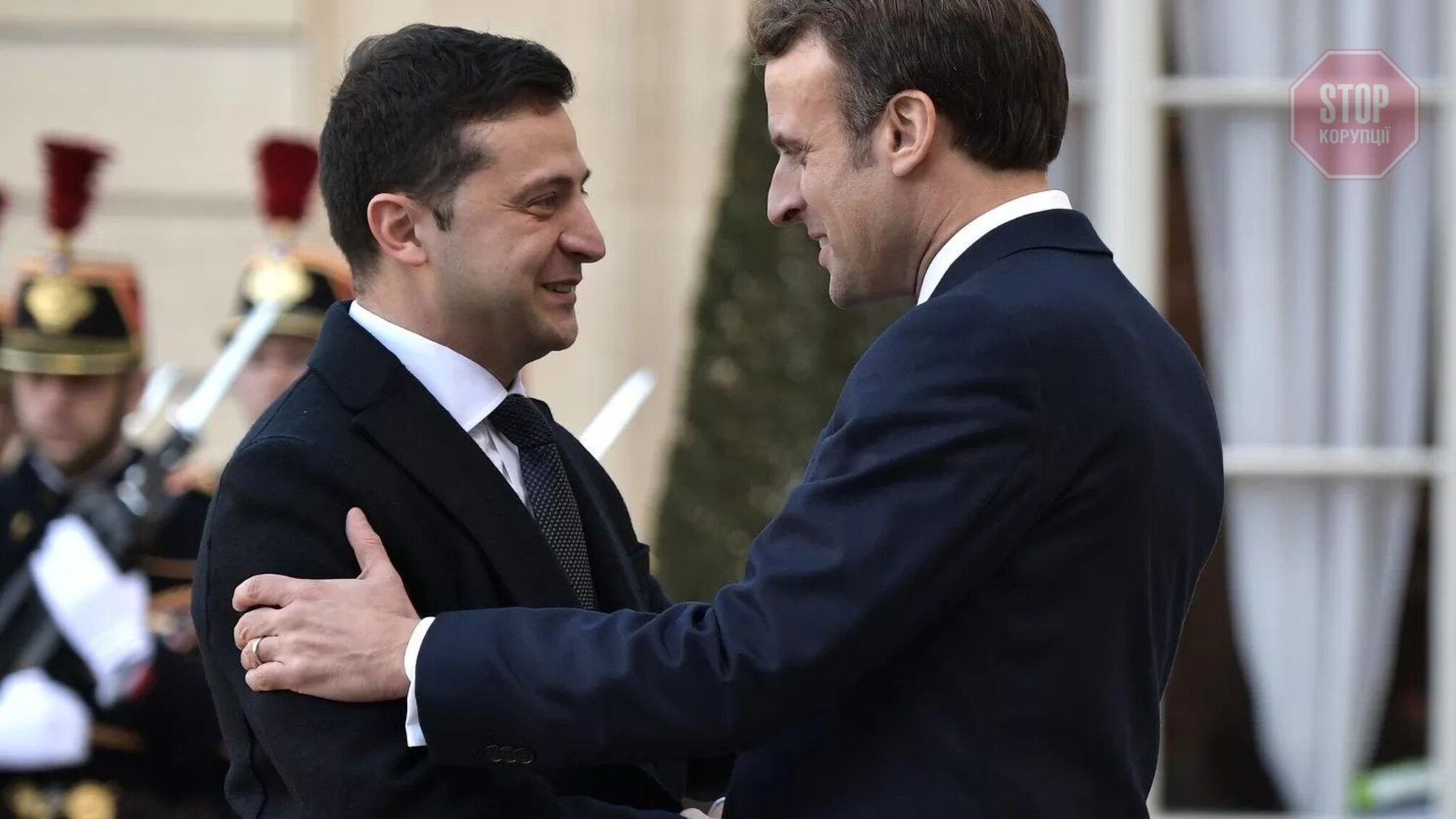Кулеба: у Зеленского был очередной разговор с президентом Франции