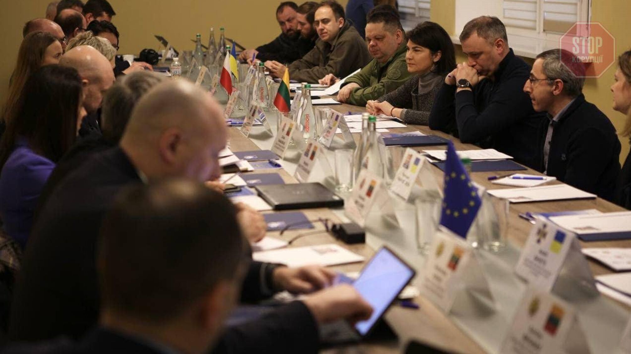 Венедиктов: Военные преступления России будут расследоваться тремя странами