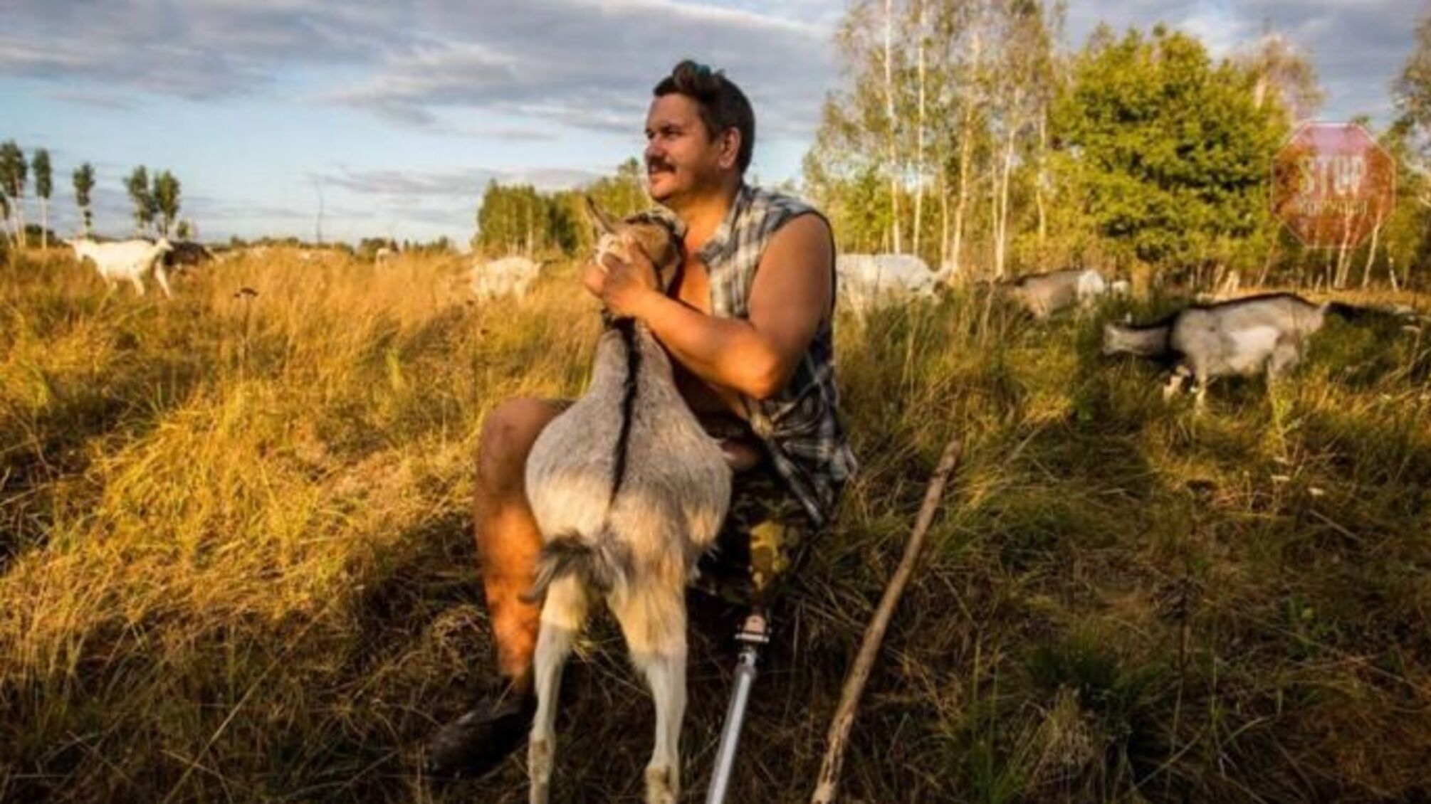 Волонтера в инвалидной коляске застрелили в Луганской области