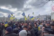 ''Херсон - це Україна!'': містяни вийшли на мітинг проти окупантів