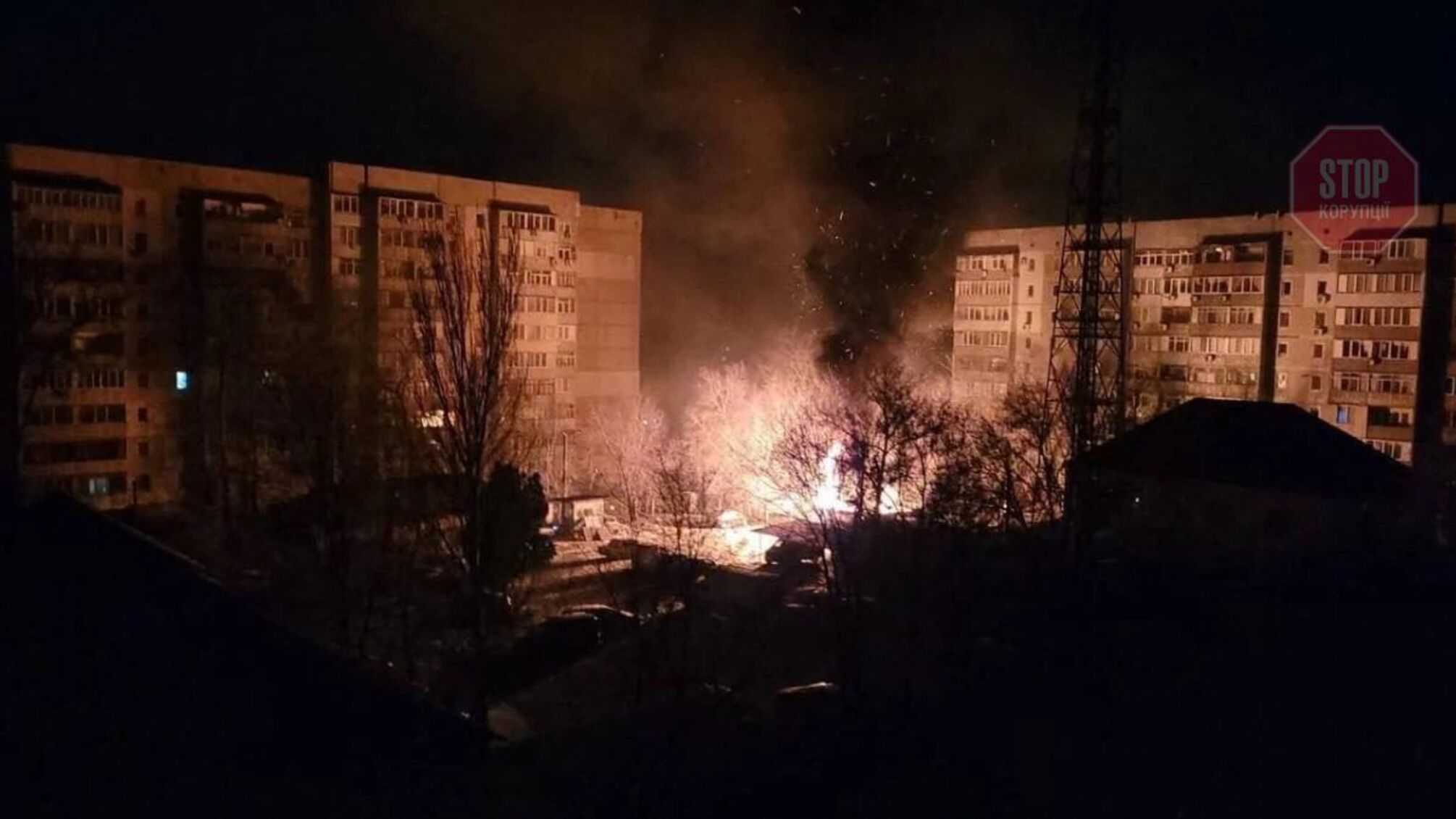У Миколаєві росіяни за ніч пошкодили понад 160 будинків, є поранені