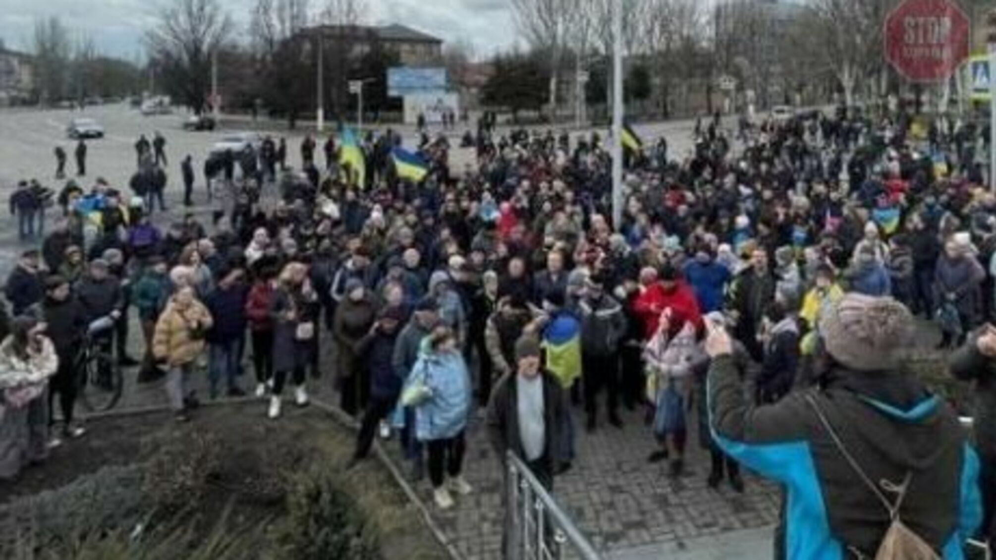 'Мелітополю, вставай!' — українці йдуть патріотичною ходою (пряма трансляція)