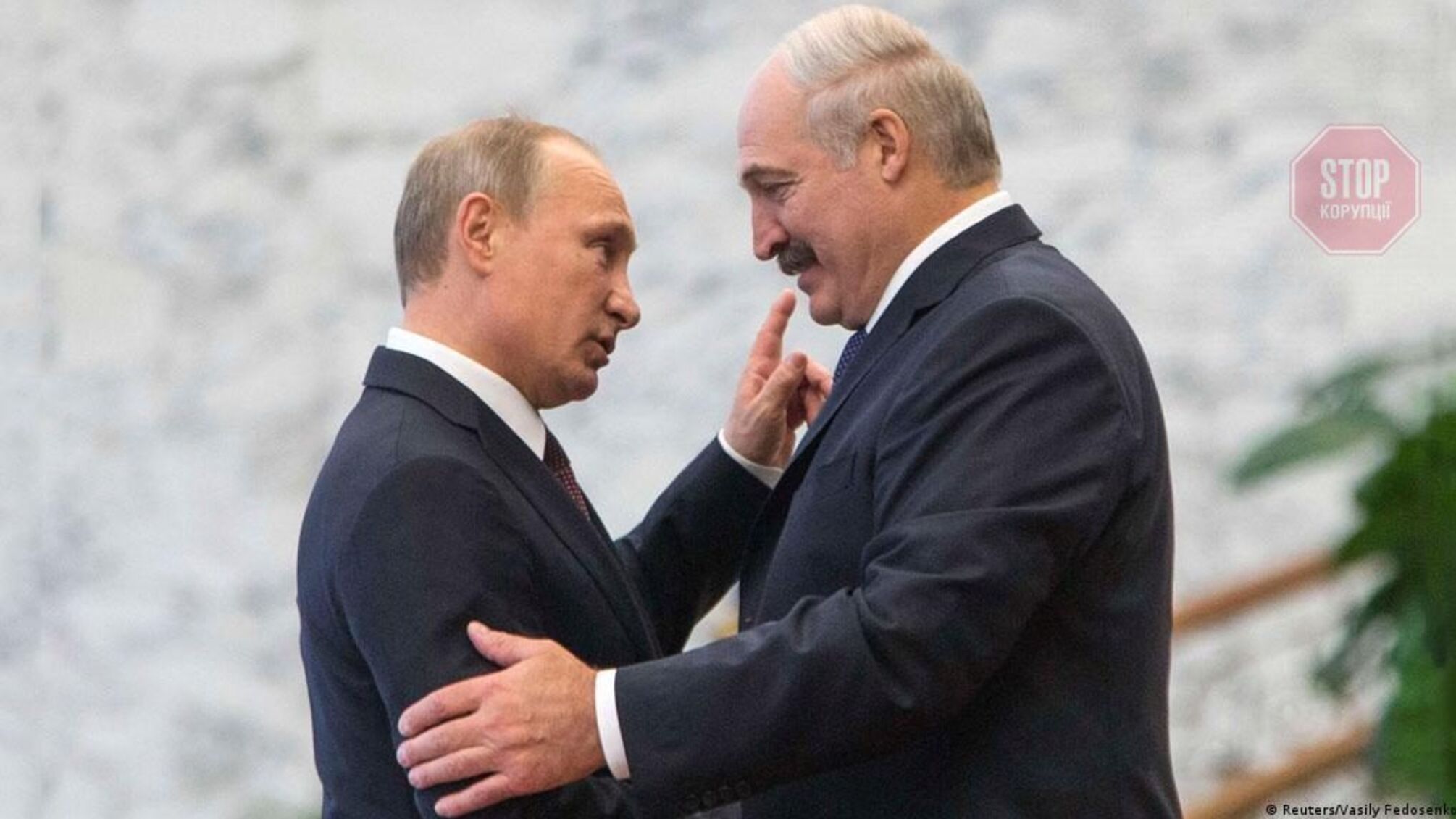Лукашенко полетів до путіна на переговори