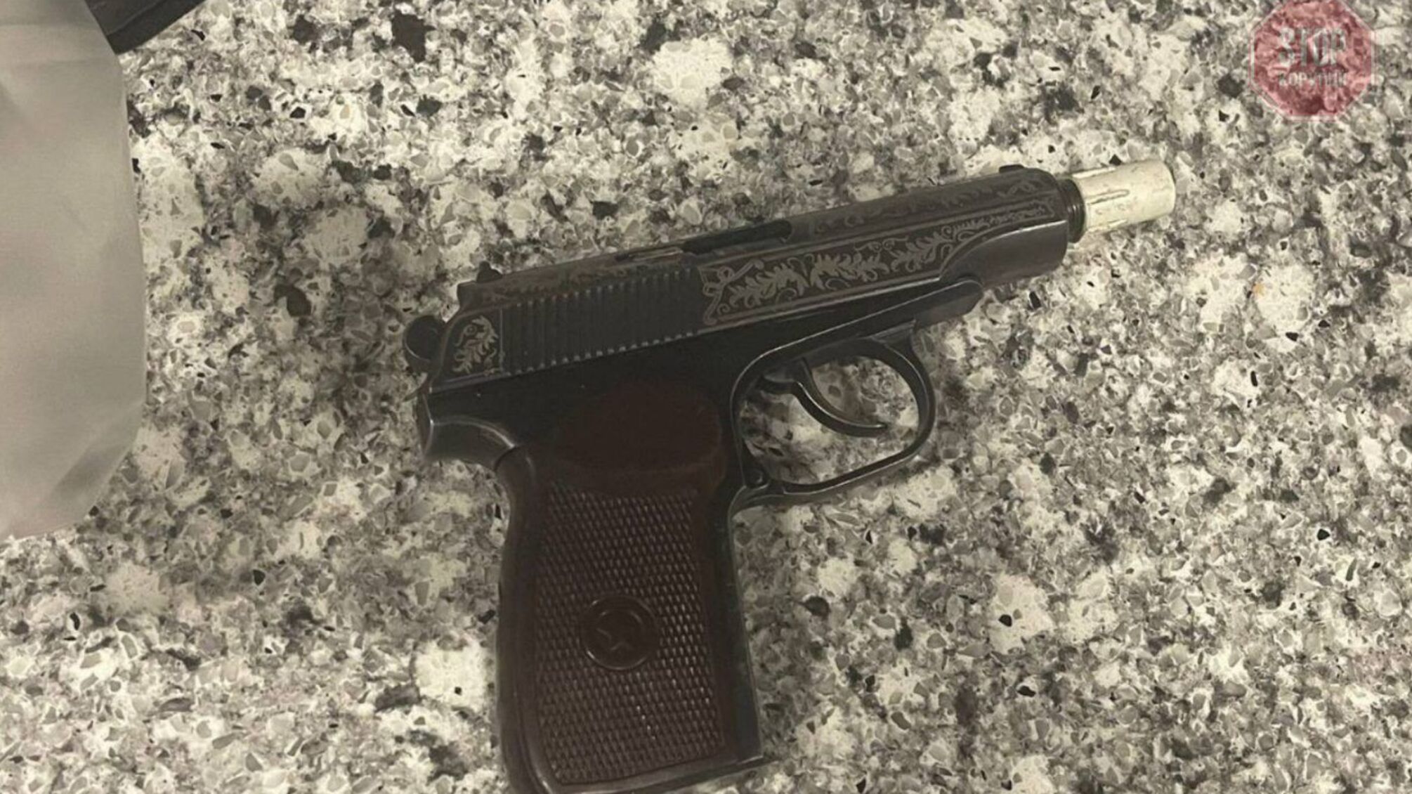 ДБР: у трьох відомих нардепів ОПЗЖ проведено обшуки