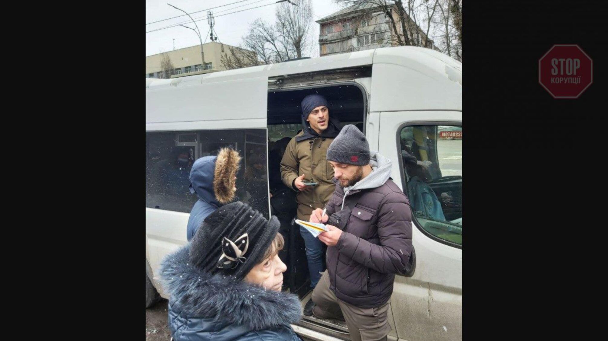 З Солом'янського ринку рушає нова колона автобусів у Львів, - Лісовий