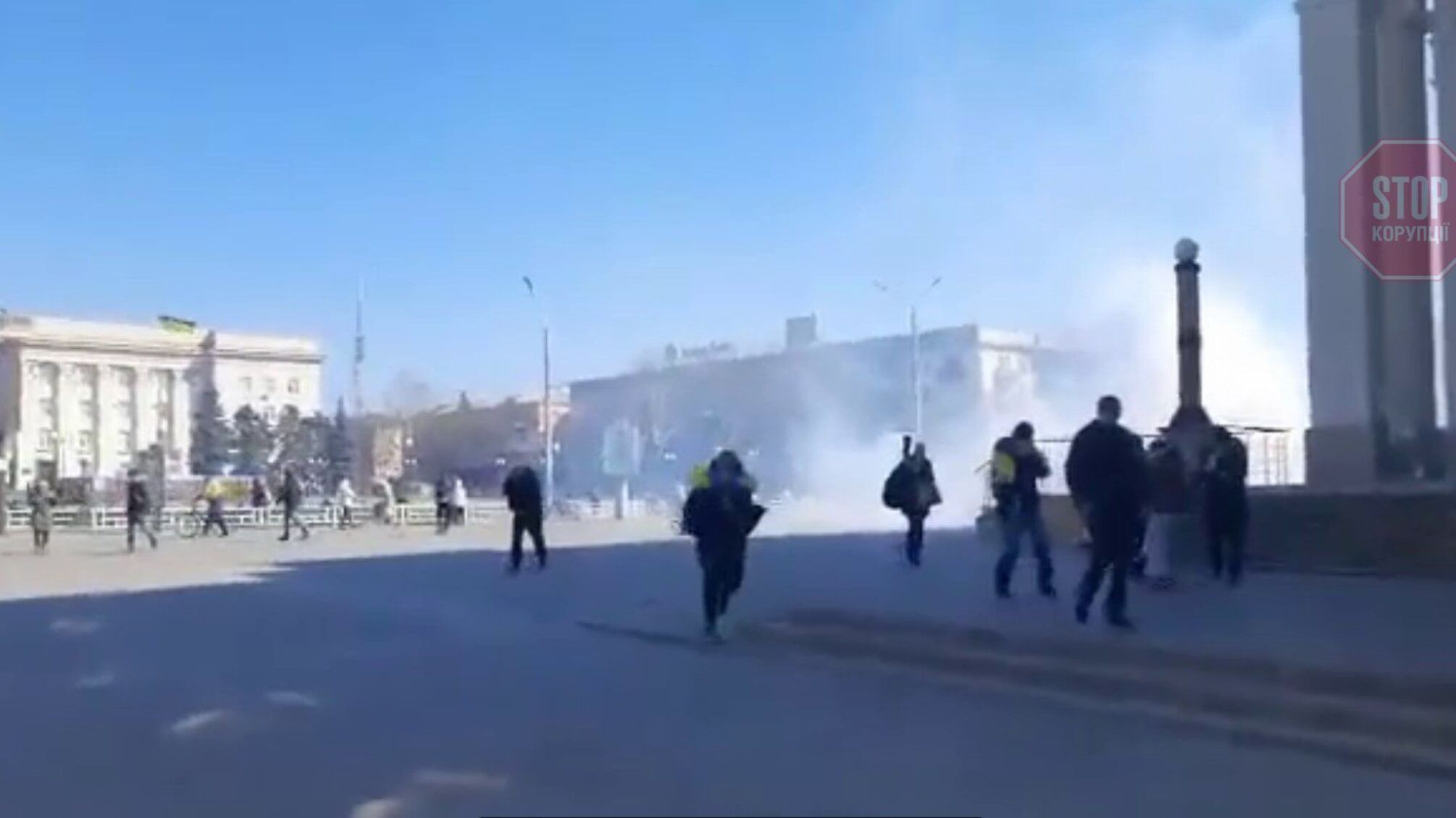 Херсон: митинг протеста оккупантов разогнали выстрелами и гранатами