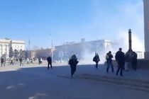 Херсон: мітинг протесту окупанти розганяли пострілами і гранатами