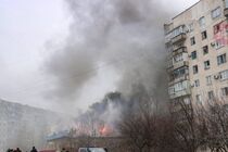 Россияне разбомбили Ахтырку, погибли три человека (видео)