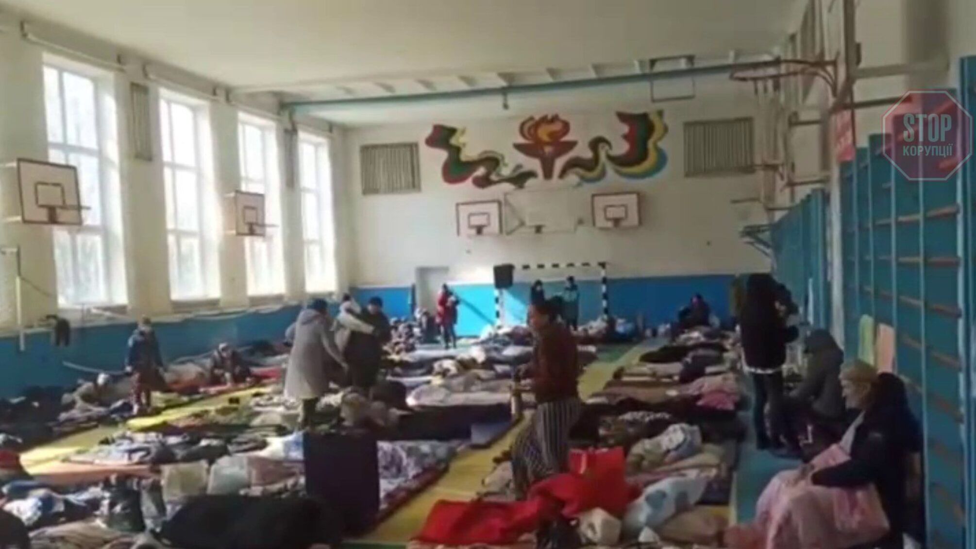 Бердянськ: створено кілька центрів для допомоги маріупольцям