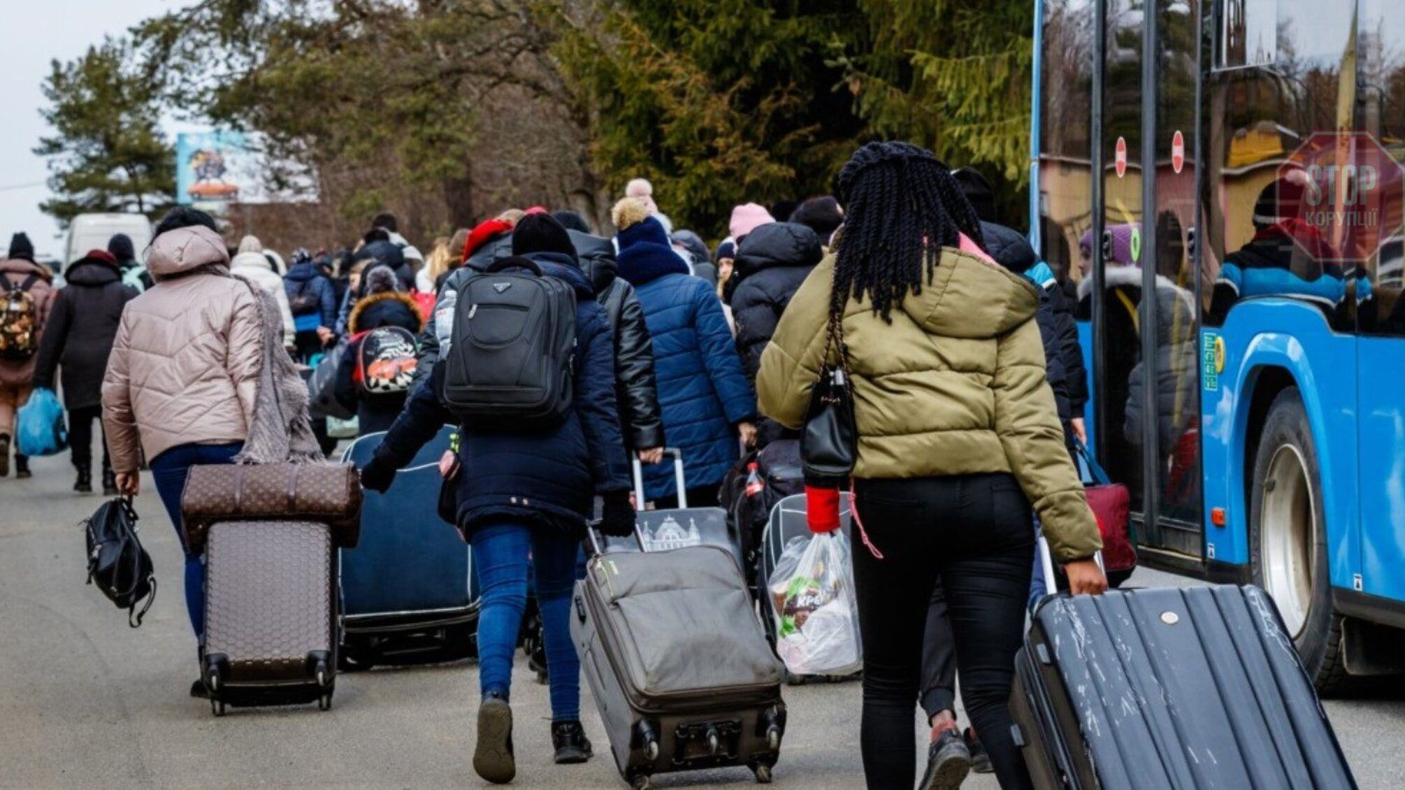 Варшава та Краків заповнені українськими біженцями 'по вінця' - Держприкордонслужба
