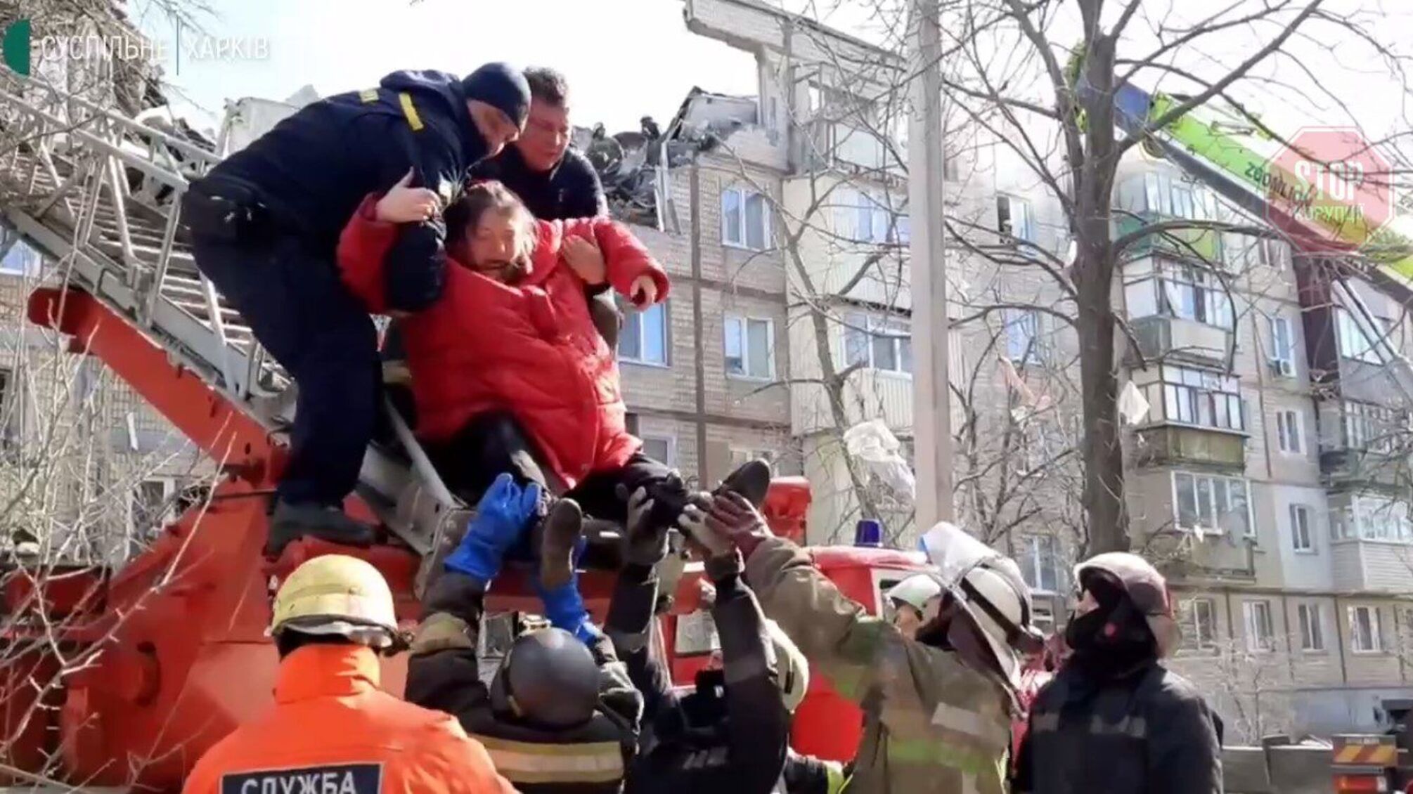 Харьков: обстрелы продолжаются без пауз - даже во время спасения потерпевших