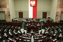У Польщі Сенат одноголосно закликав ЄС підтримати швидкий вступ України